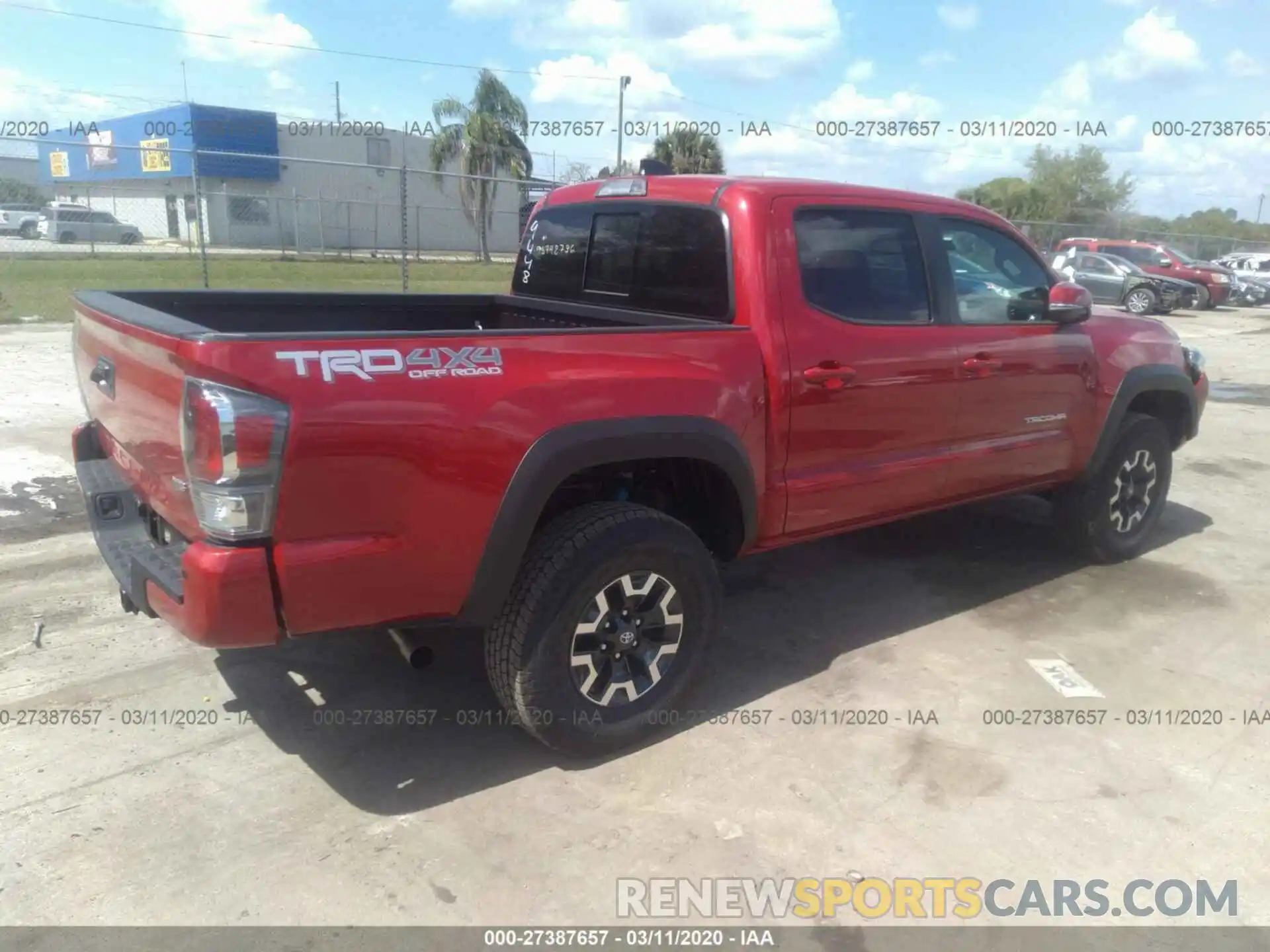 4 Photograph of a damaged car 3TMCZ5ANXLM319448 TOYOTA TACOMA 2020