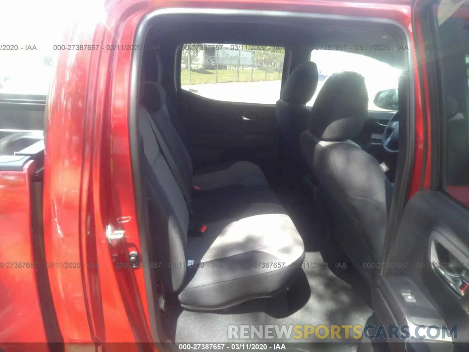 8 Photograph of a damaged car 3TMCZ5ANXLM319448 TOYOTA TACOMA 2020