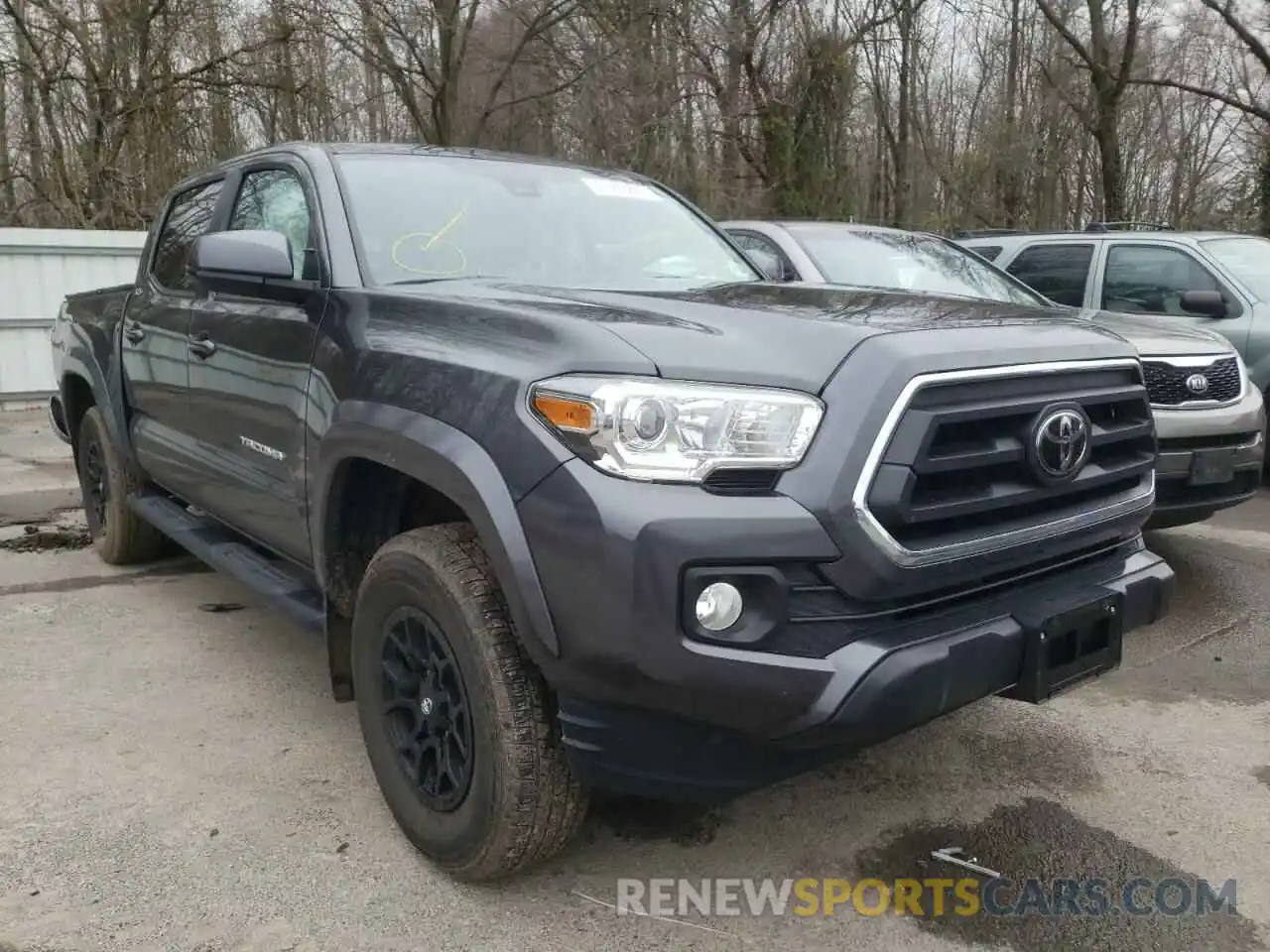 1 Photograph of a damaged car 3TMCZ5ANXLM321619 TOYOTA TACOMA 2020