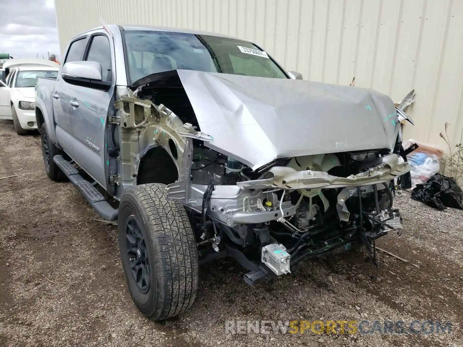 1 Photograph of a damaged car 3TMCZ5ANXLM323337 TOYOTA TACOMA 2020