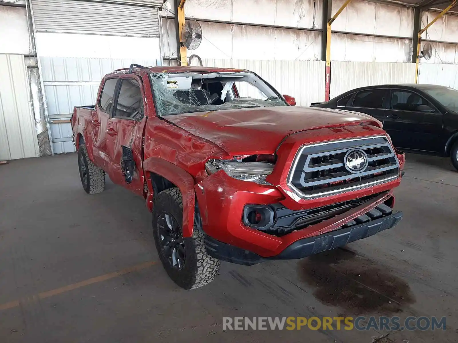 1 Photograph of a damaged car 3TMCZ5ANXLM330899 TOYOTA TACOMA 2020