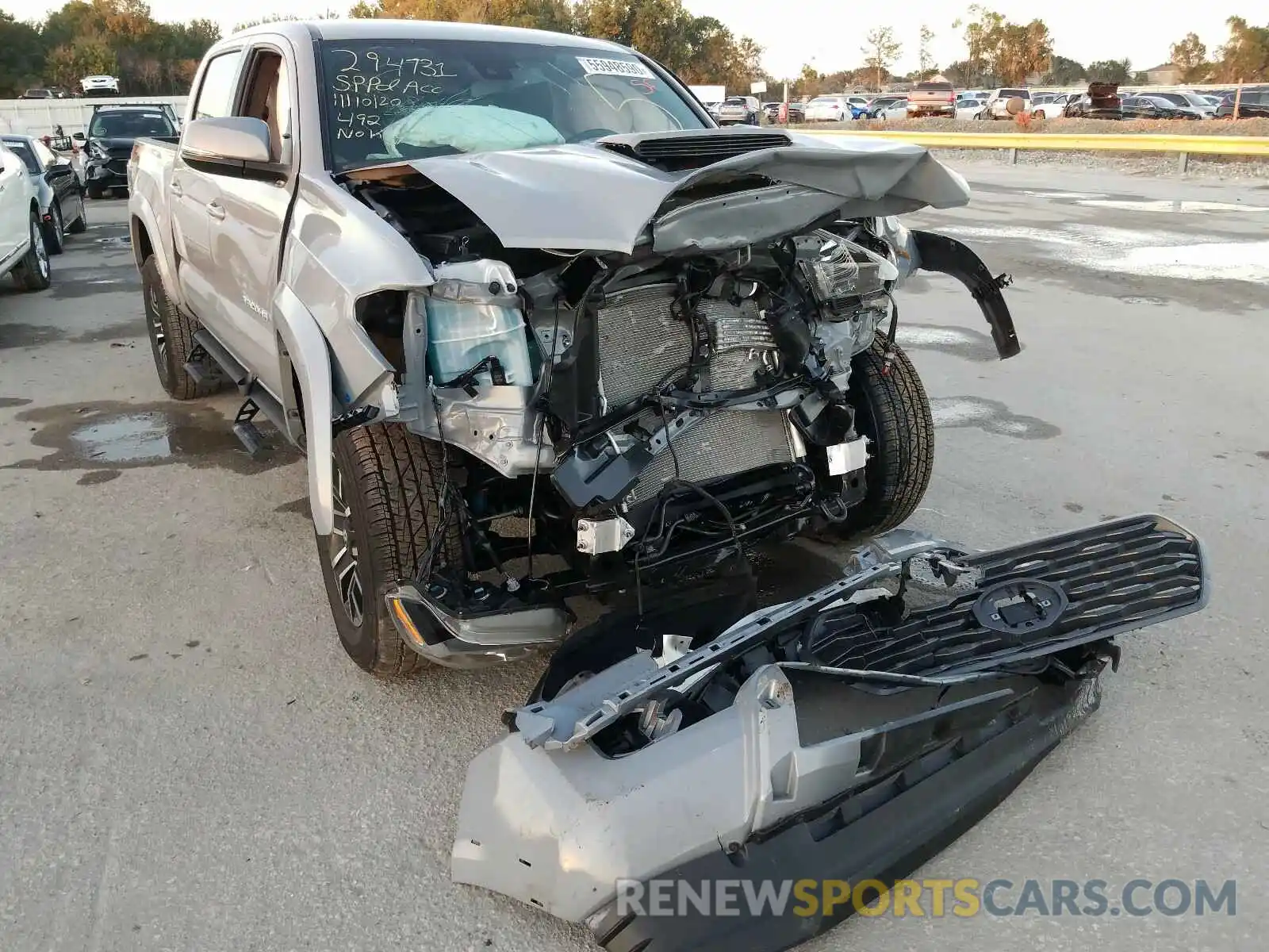 1 Photograph of a damaged car 3TMCZ5ANXLM335424 TOYOTA TACOMA 2020