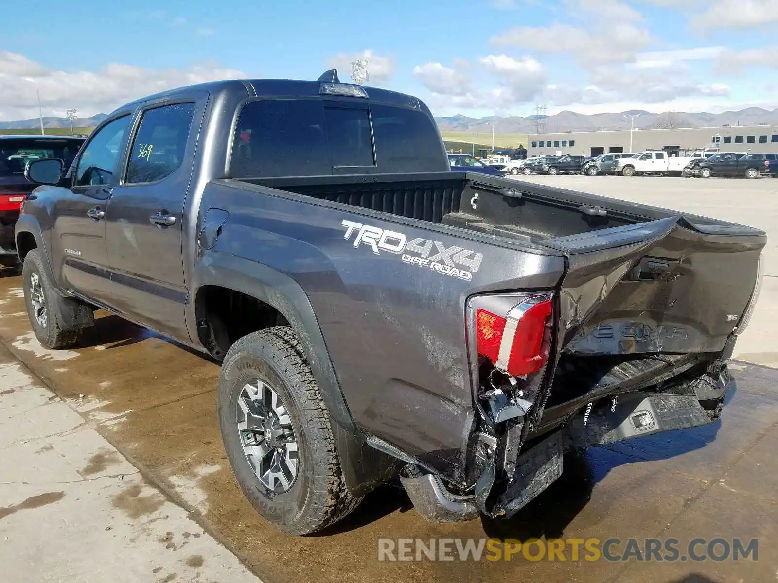 3 Photograph of a damaged car 3TMCZ5ANXLM335794 TOYOTA TACOMA 2020