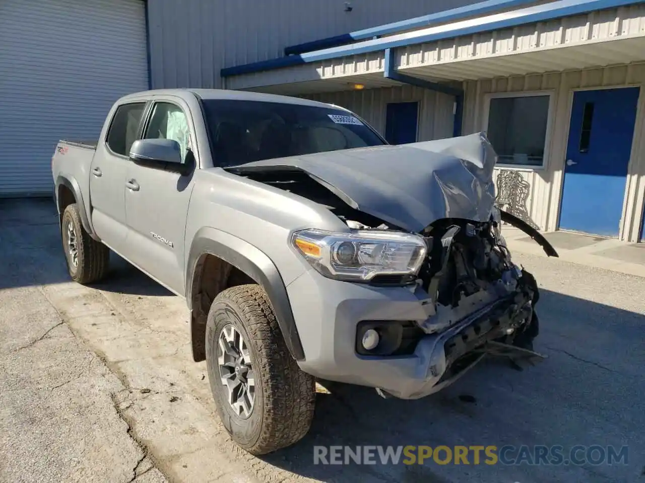 1 Photograph of a damaged car 3TMCZ5ANXLM350148 TOYOTA TACOMA 2020