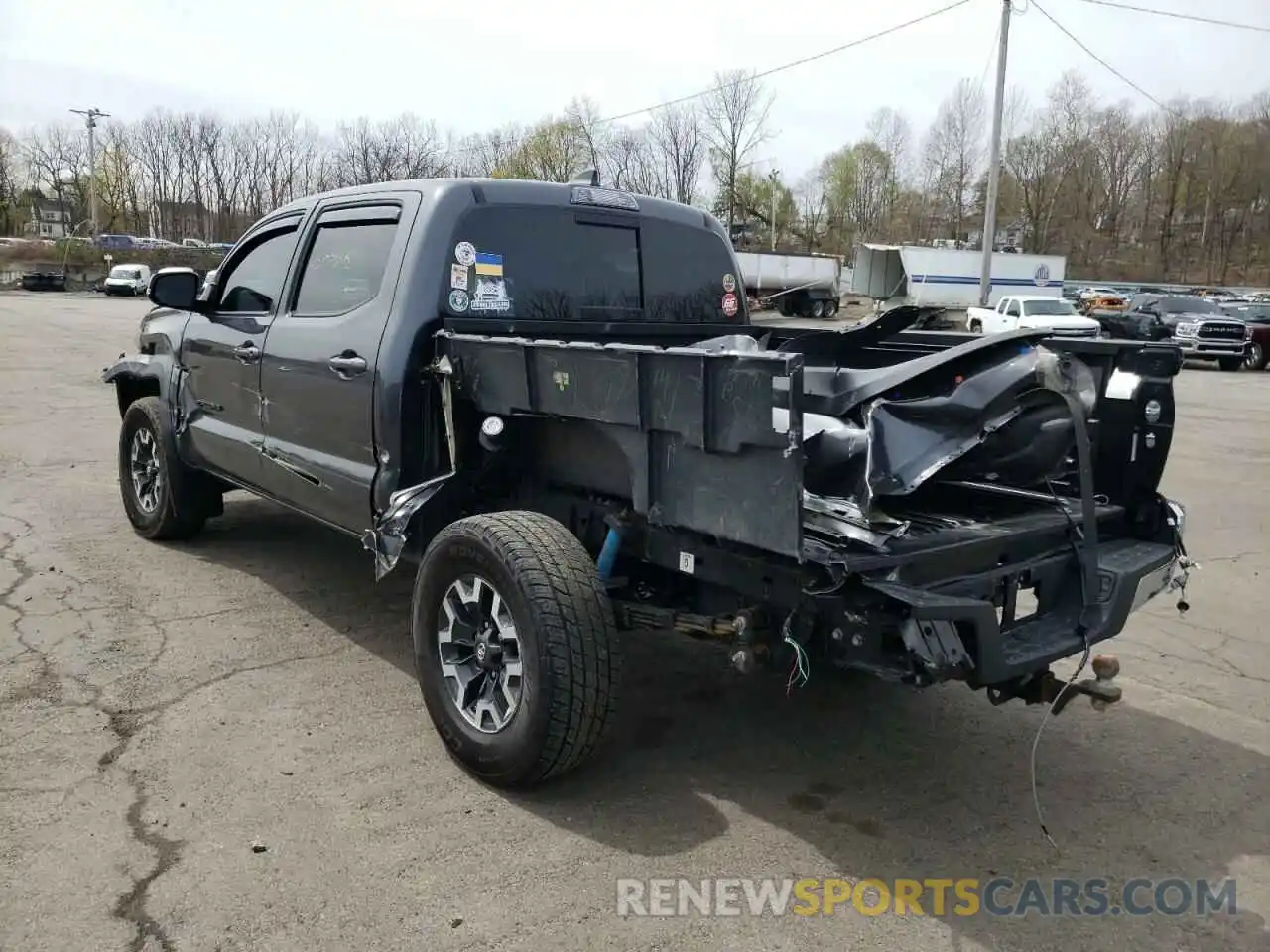 3 Photograph of a damaged car 3TMCZ5ANXLM350862 TOYOTA TACOMA 2020