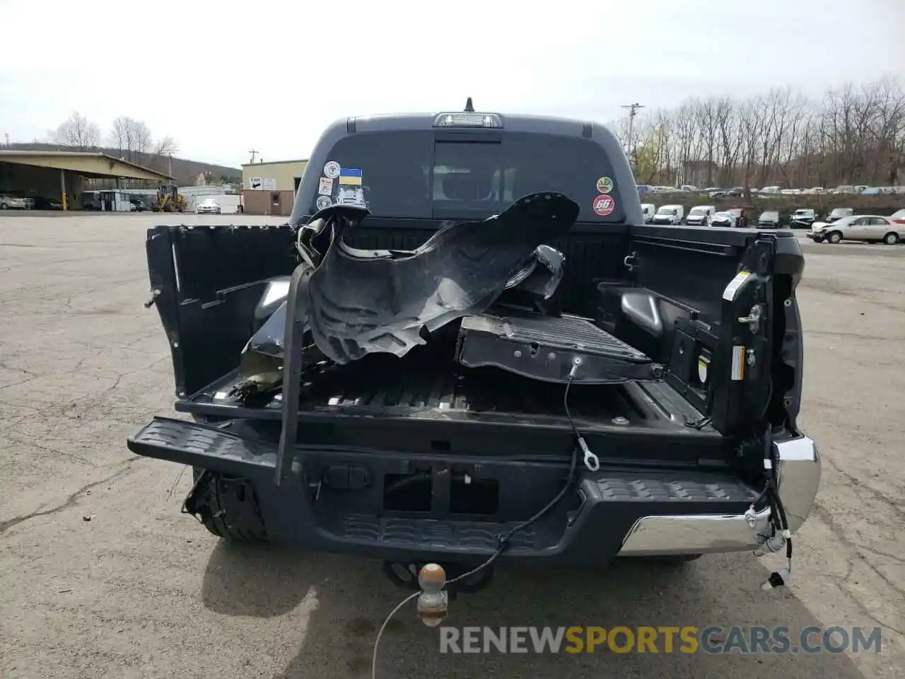 9 Photograph of a damaged car 3TMCZ5ANXLM350862 TOYOTA TACOMA 2020