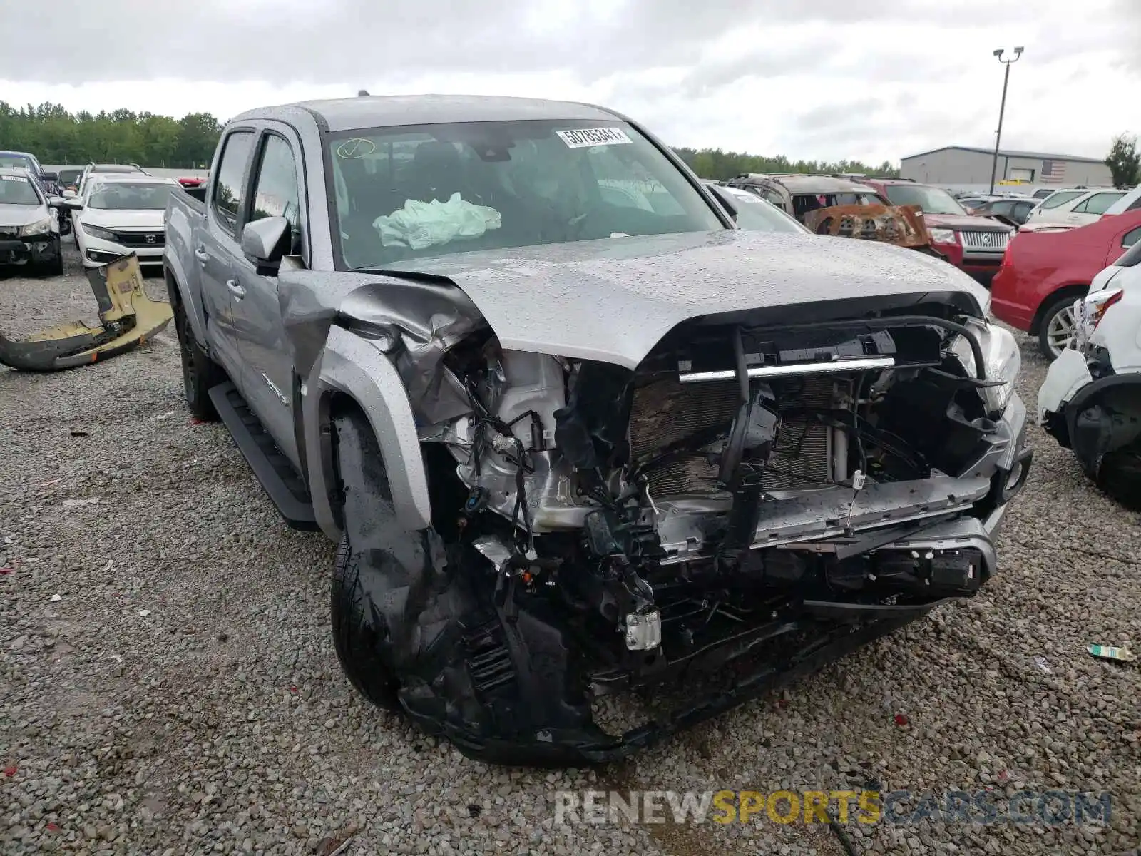 1 Photograph of a damaged car 3TMCZ5ANXLM360582 TOYOTA TACOMA 2020