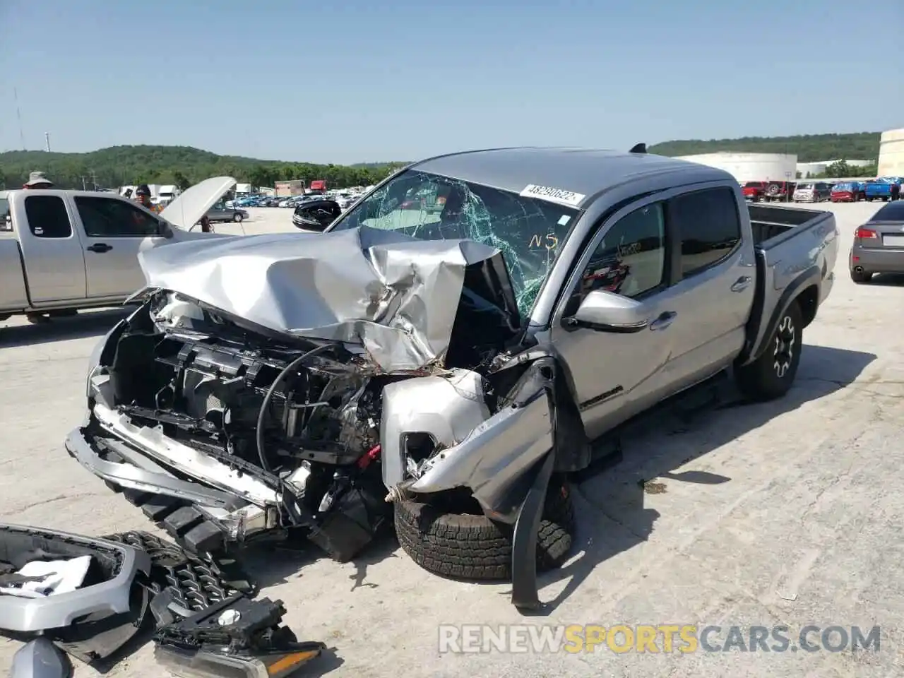 2 Photograph of a damaged car 3TMCZ5ANXLM363028 TOYOTA TACOMA 2020