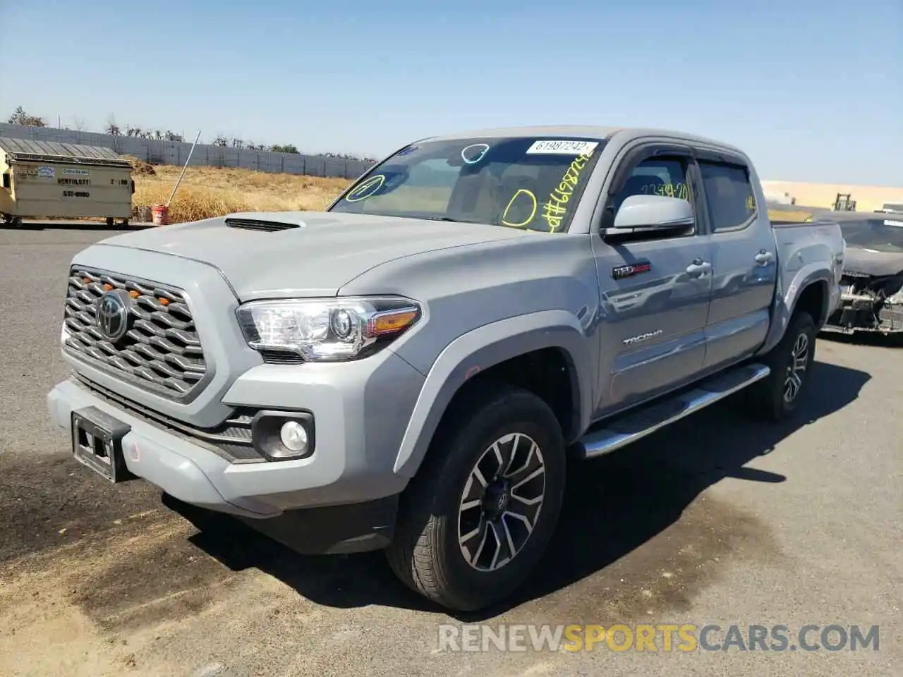 2 Photograph of a damaged car 3TMCZ5ANXLM363305 TOYOTA TACOMA 2020