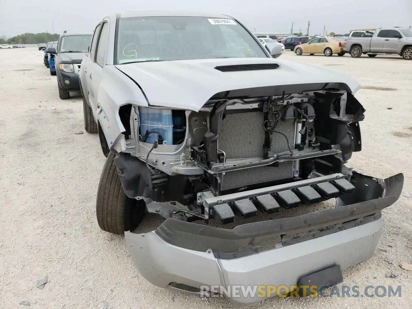 1 Photograph of a damaged car 3TMCZ5ANXLM363952 TOYOTA TACOMA 2020