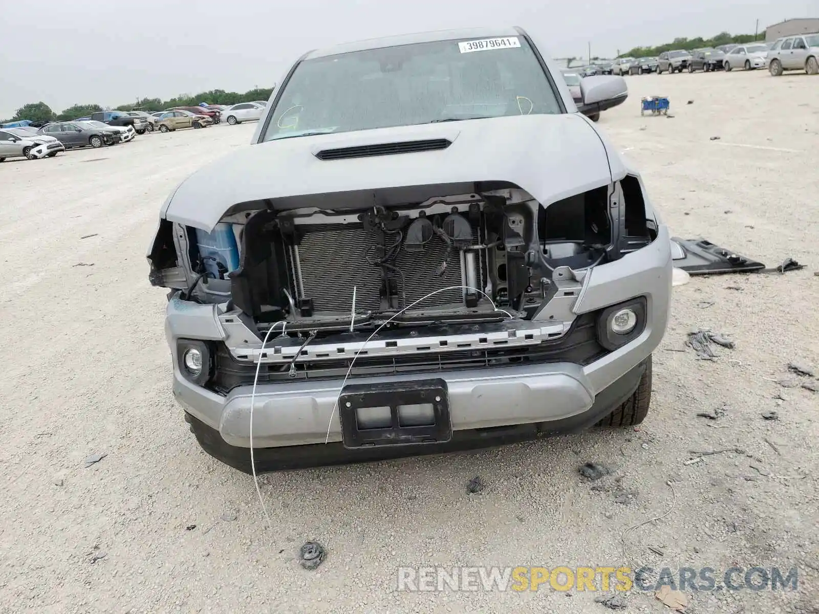 9 Photograph of a damaged car 3TMCZ5ANXLM363952 TOYOTA TACOMA 2020