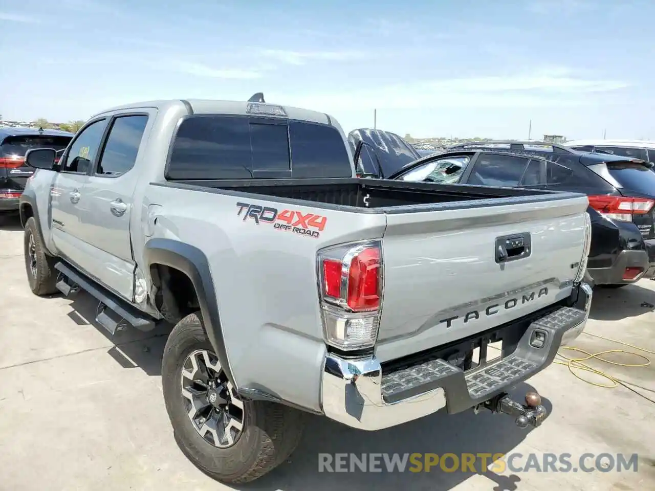 3 Photograph of a damaged car 3TMCZ5ANXLM368455 TOYOTA TACOMA 2020