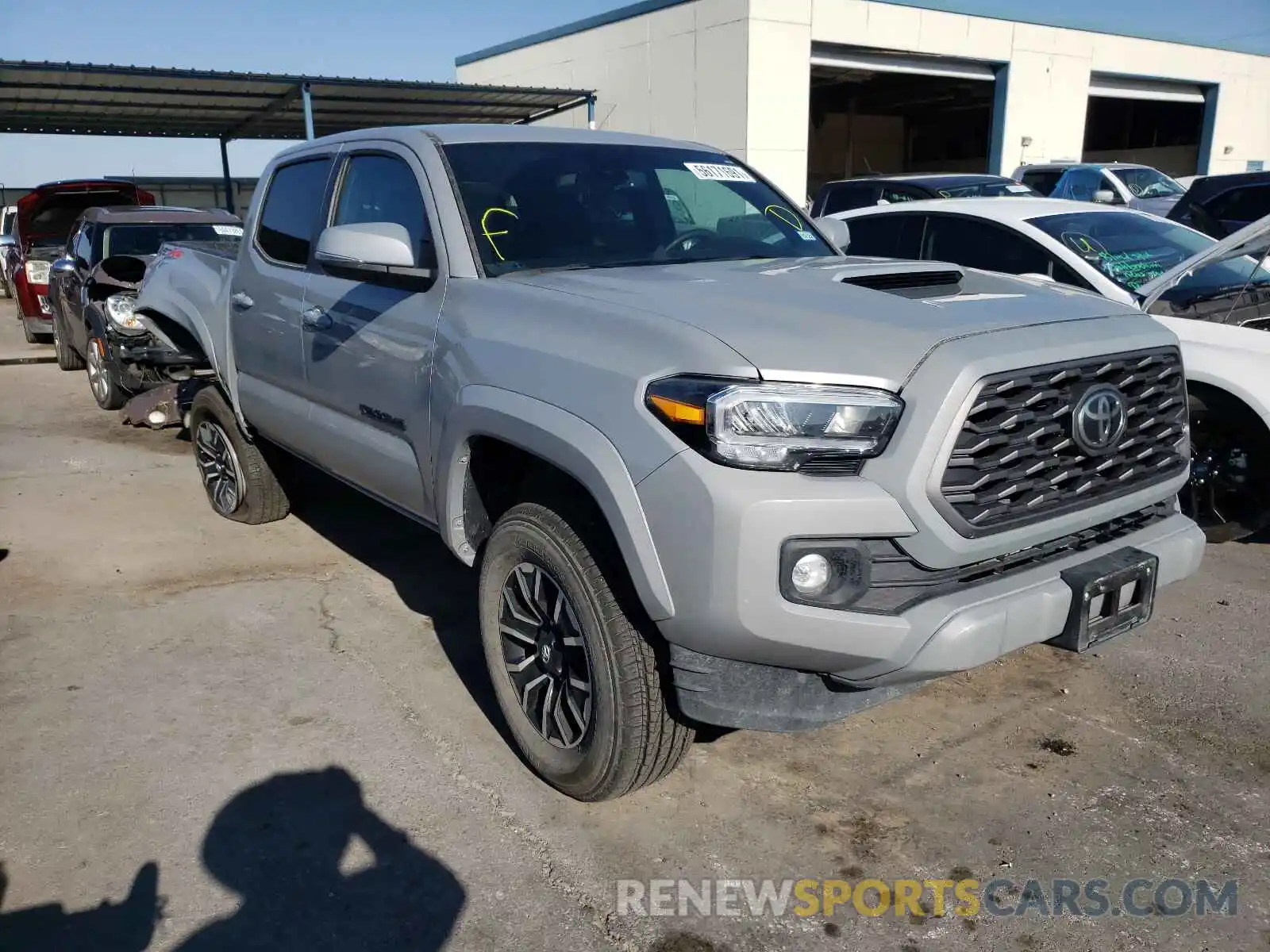 1 Photograph of a damaged car 3TMCZ5ANXLM369430 TOYOTA TACOMA 2020