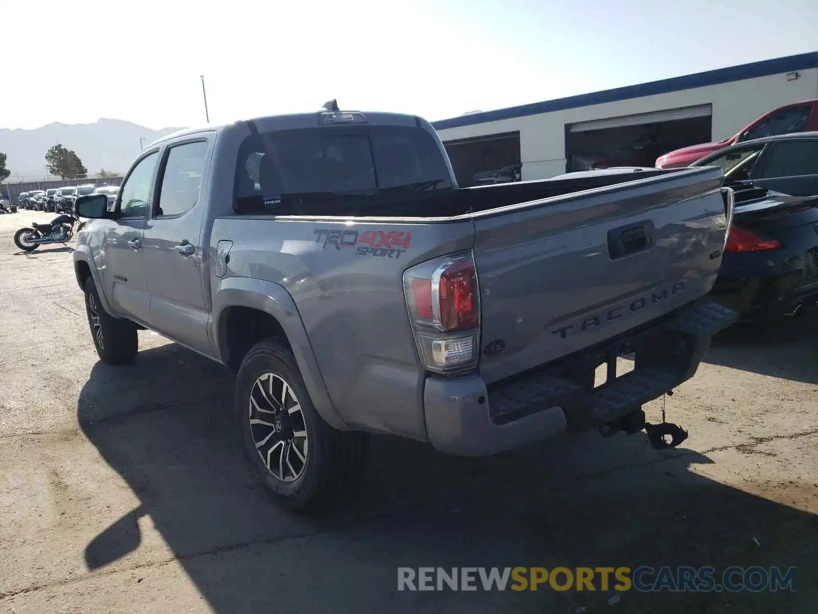 3 Photograph of a damaged car 3TMCZ5ANXLM369430 TOYOTA TACOMA 2020