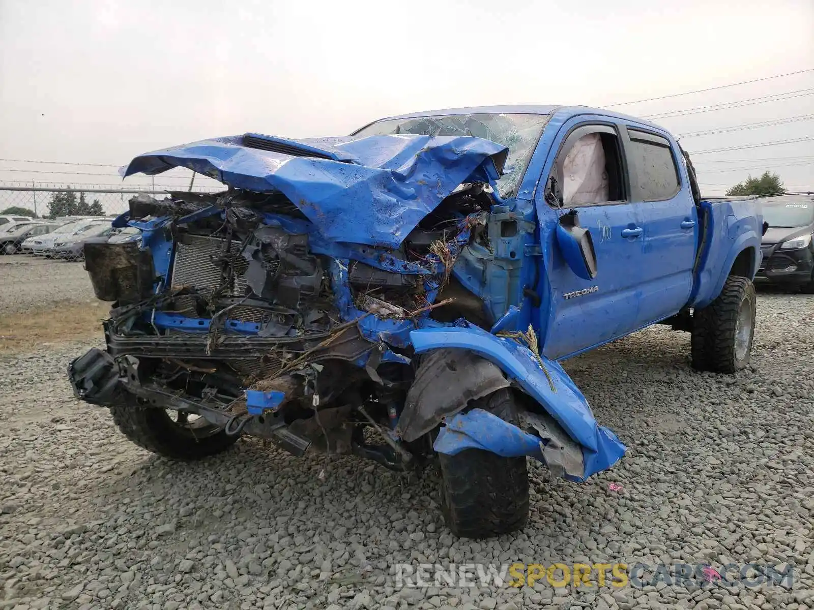 2 Photograph of a damaged car 3TMDZ5BN0LM083346 TOYOTA TACOMA 2020