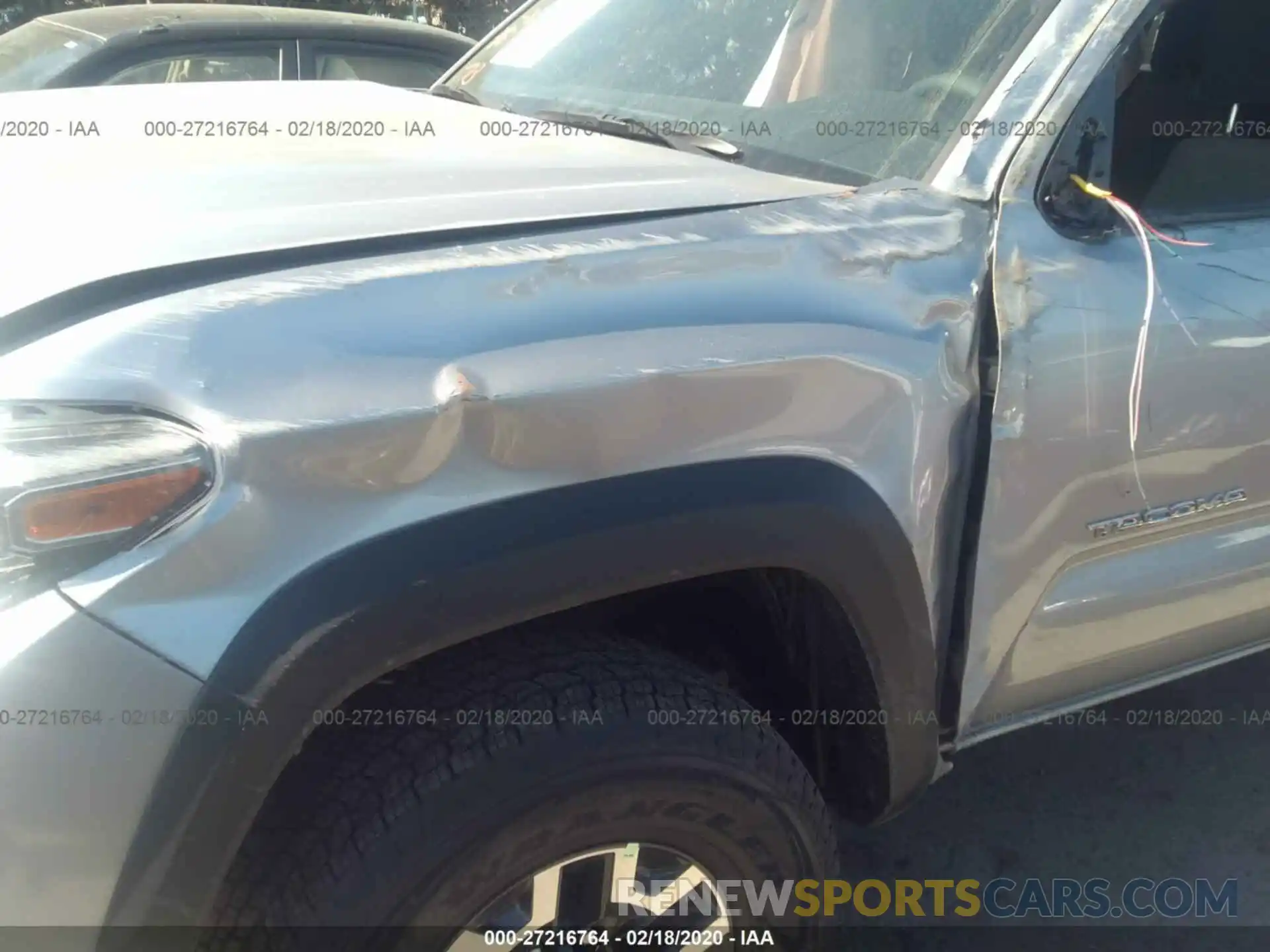 6 Photograph of a damaged car 3TMDZ5BN0LM084450 TOYOTA TACOMA 2020