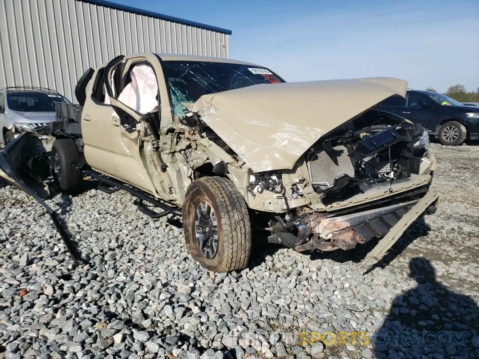 1 Photograph of a damaged car 3TMDZ5BN0LM086568 TOYOTA TACOMA 2020