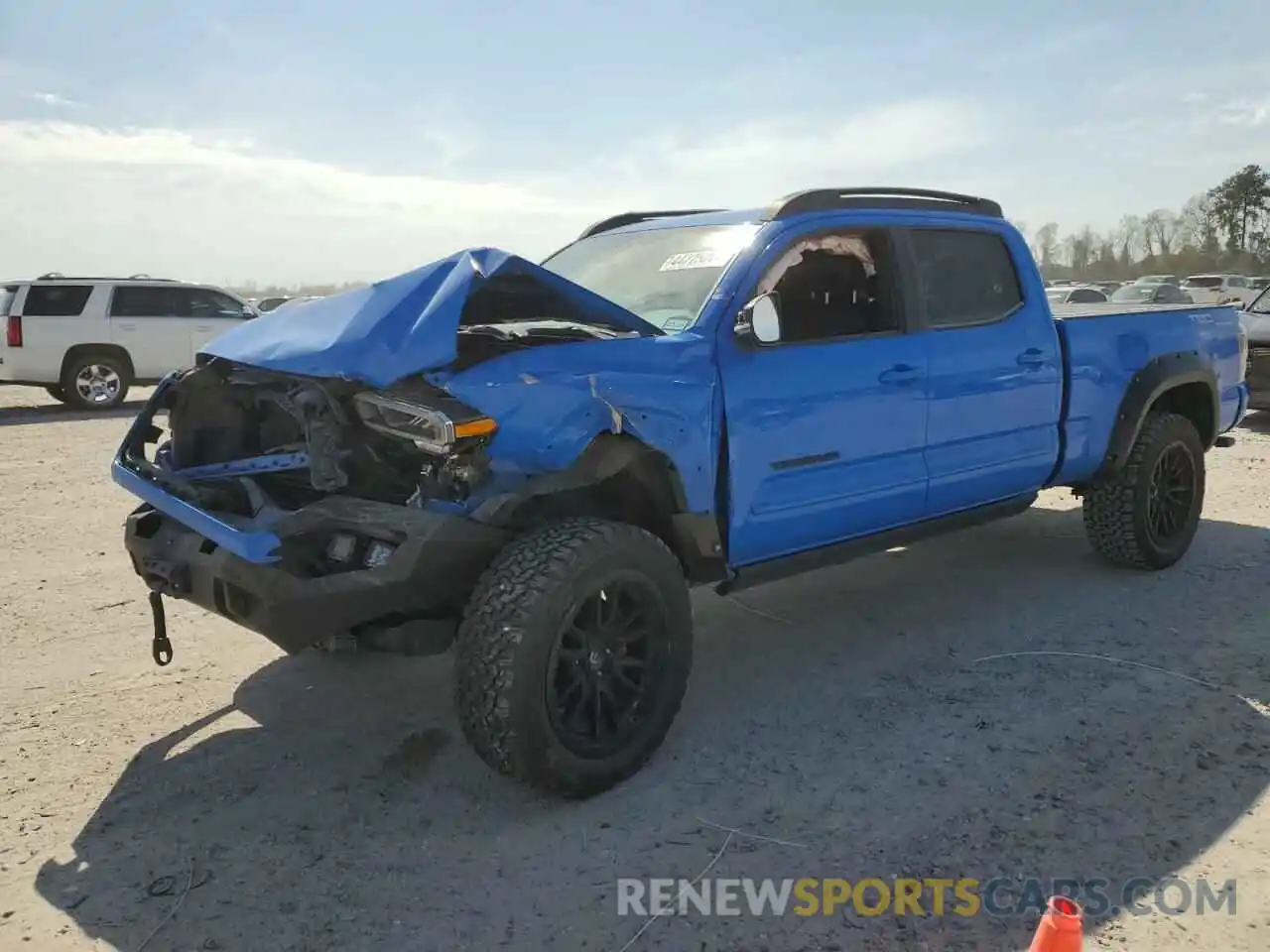 1 Photograph of a damaged car 3TMDZ5BN0LM087994 TOYOTA TACOMA 2020