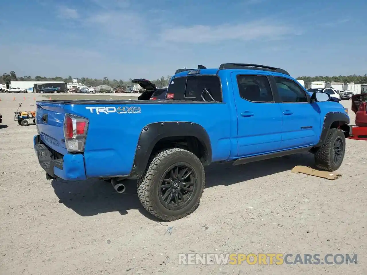 3 Photograph of a damaged car 3TMDZ5BN0LM087994 TOYOTA TACOMA 2020