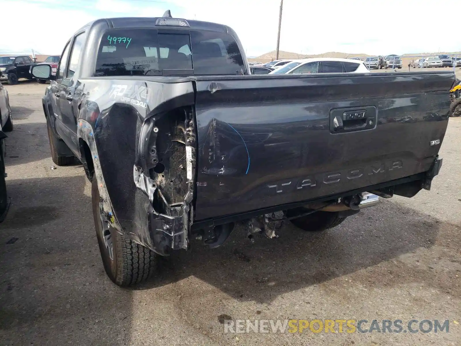 9 Photograph of a damaged car 3TMDZ5BN0LM090359 TOYOTA TACOMA 2020