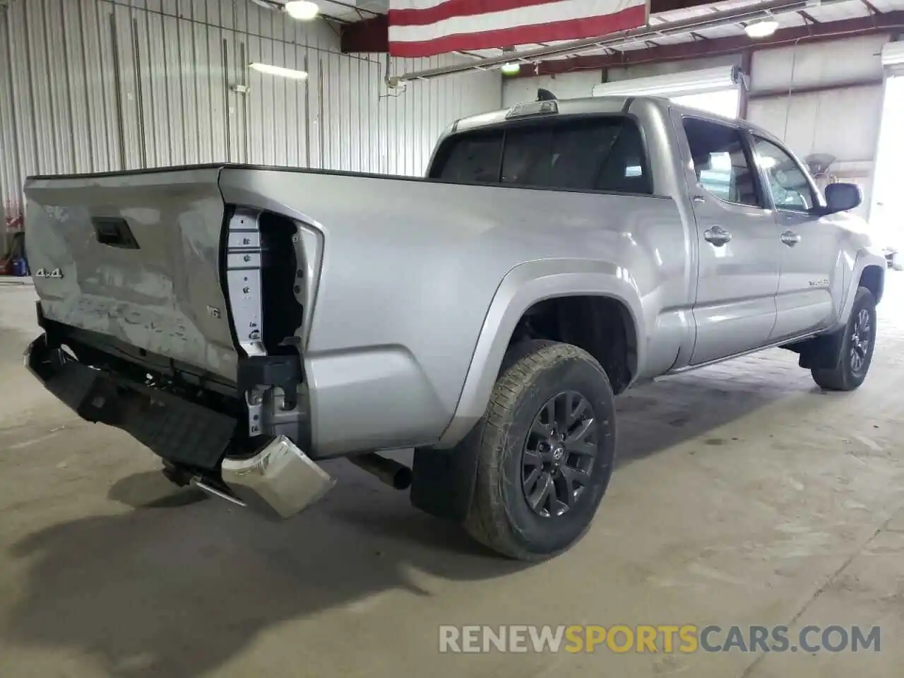 4 Photograph of a damaged car 3TMDZ5BN0LM091169 TOYOTA TACOMA 2020