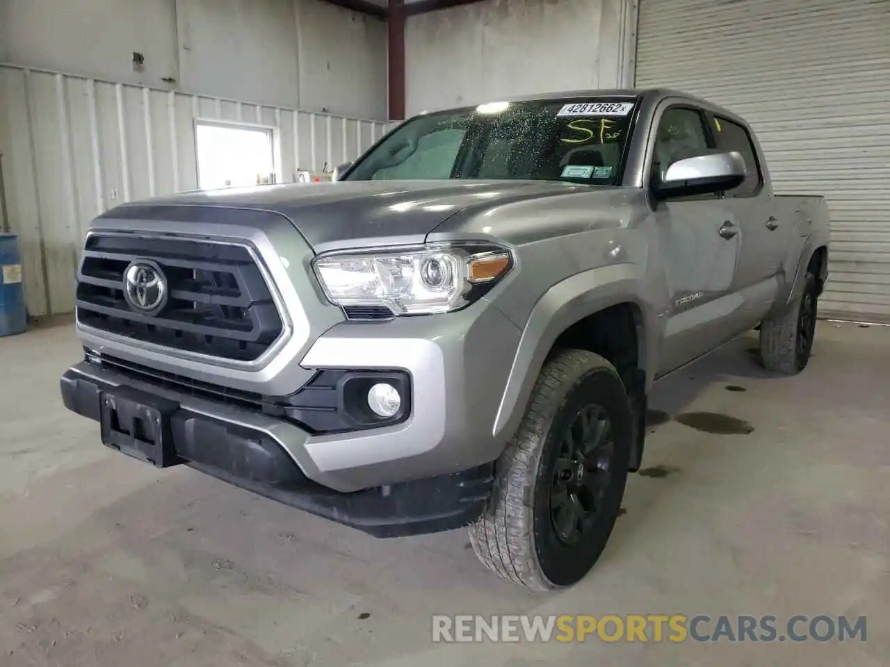 9 Photograph of a damaged car 3TMDZ5BN0LM091169 TOYOTA TACOMA 2020