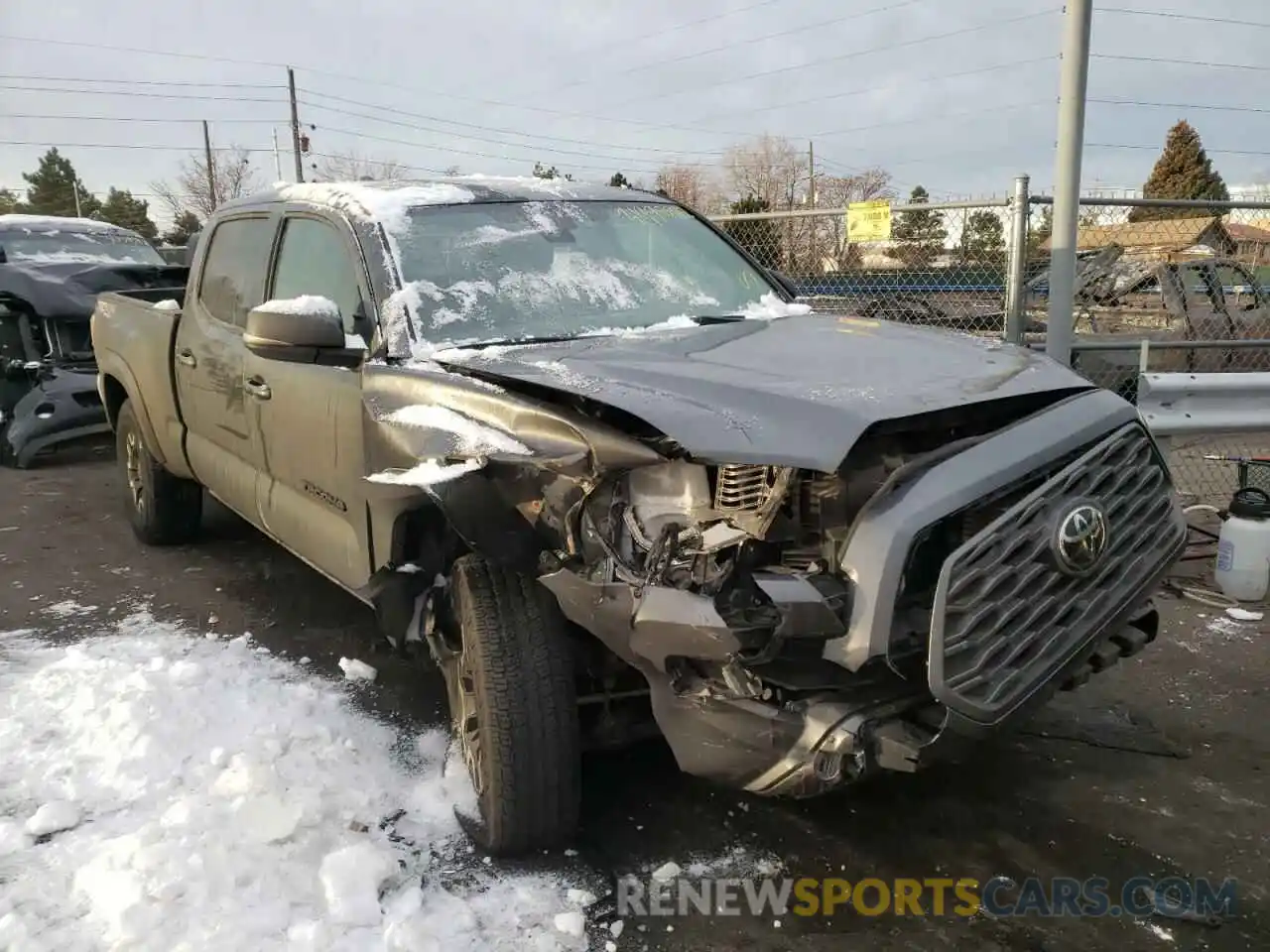 1 Photograph of a damaged car 3TMDZ5BN1LM080312 TOYOTA TACOMA 2020