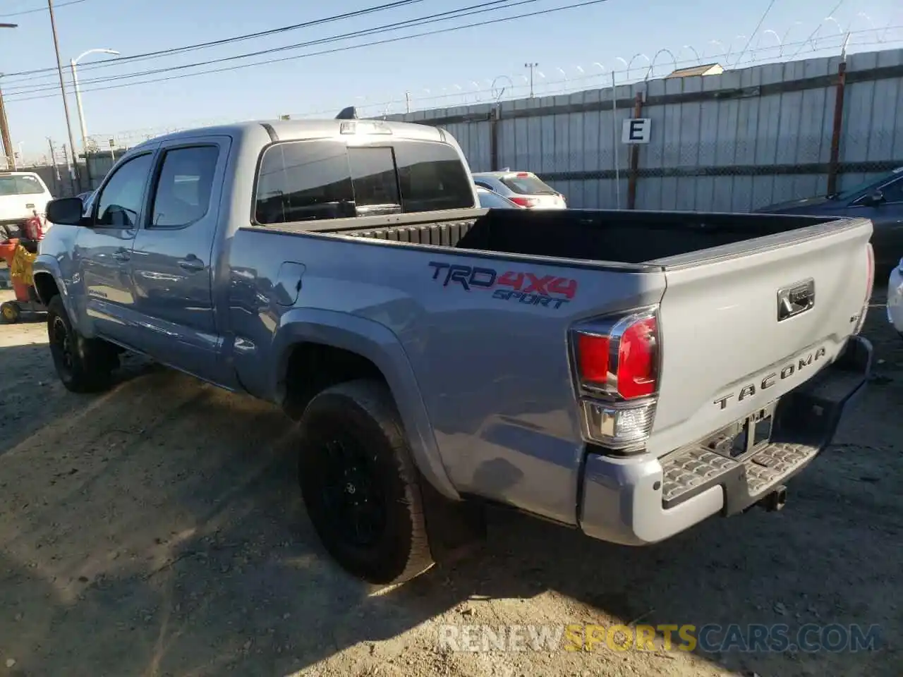 2 Photograph of a damaged car 3TMDZ5BN1LM085235 TOYOTA TACOMA 2020