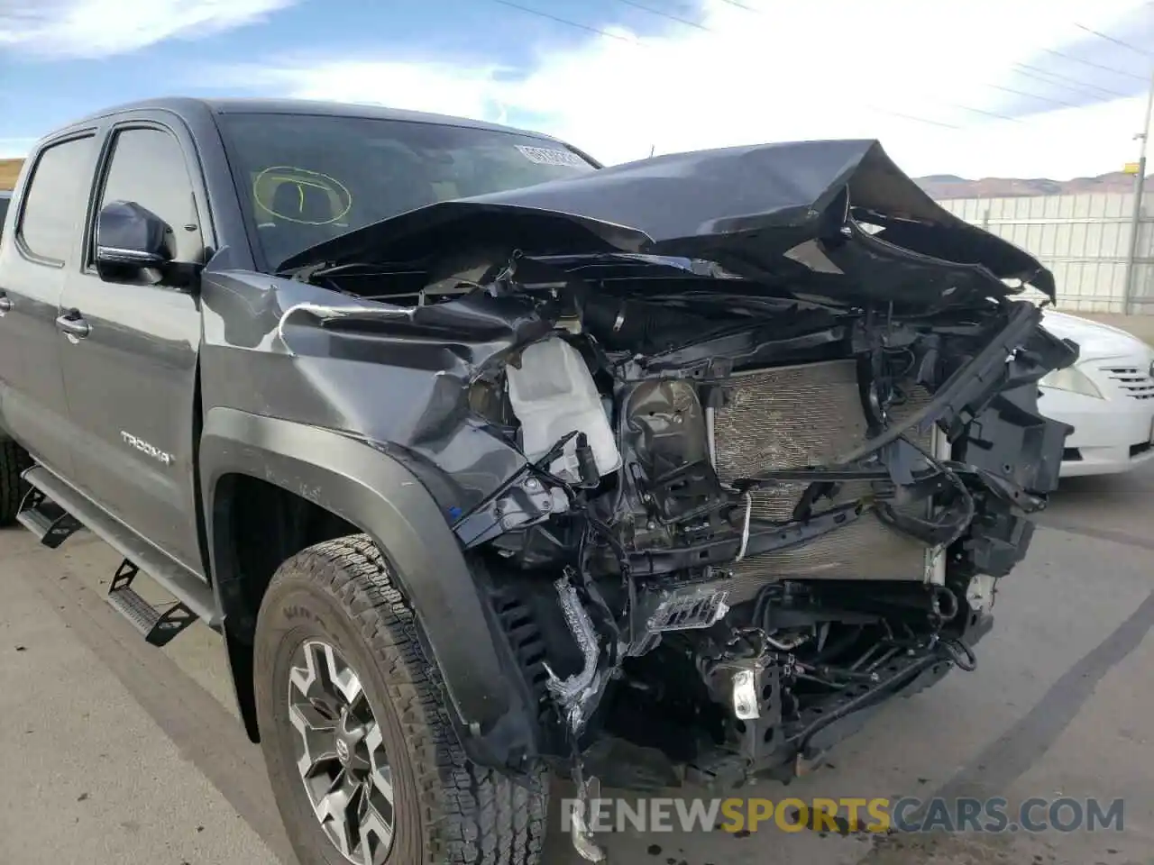 9 Photograph of a damaged car 3TMDZ5BN1LM096364 TOYOTA TACOMA 2020