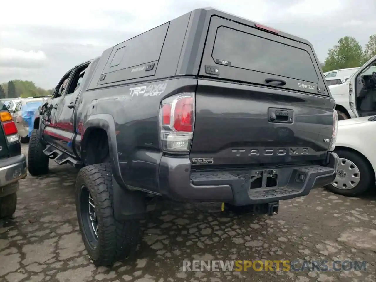 3 Photograph of a damaged car 3TMDZ5BN2LM082036 TOYOTA TACOMA 2020