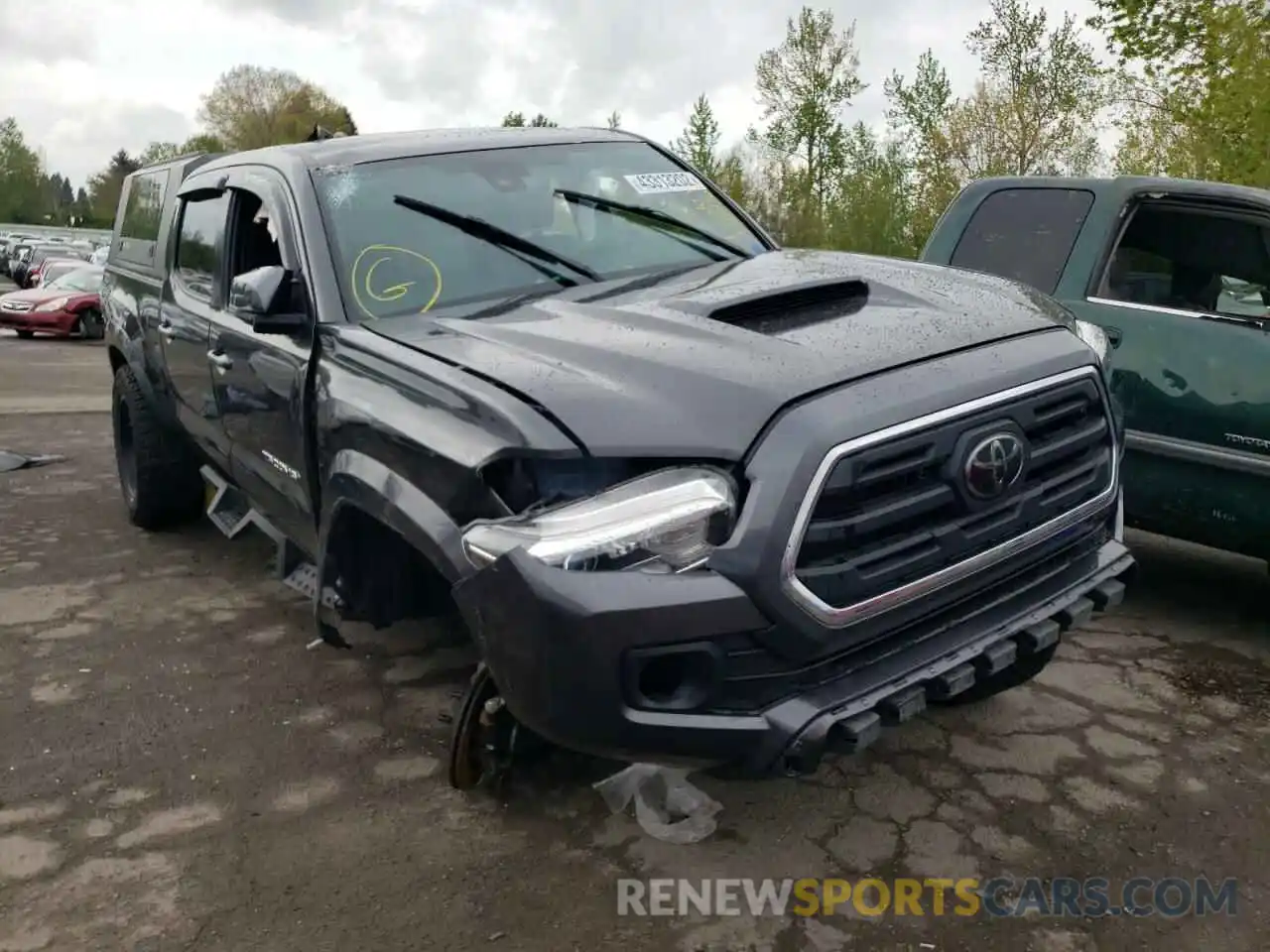 9 Photograph of a damaged car 3TMDZ5BN2LM082036 TOYOTA TACOMA 2020