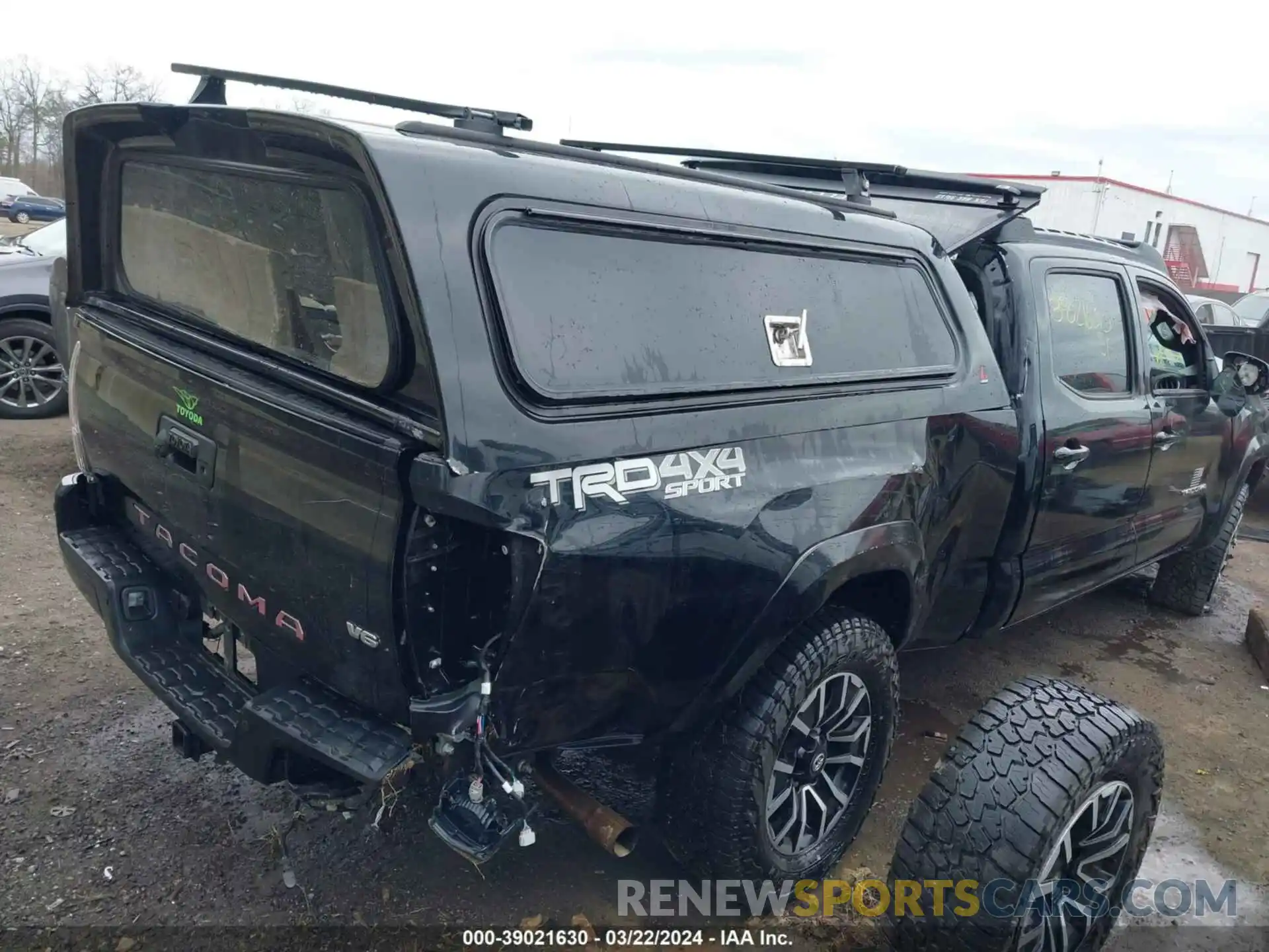 4 Photograph of a damaged car 3TMDZ5BN2LM086703 TOYOTA TACOMA 2020