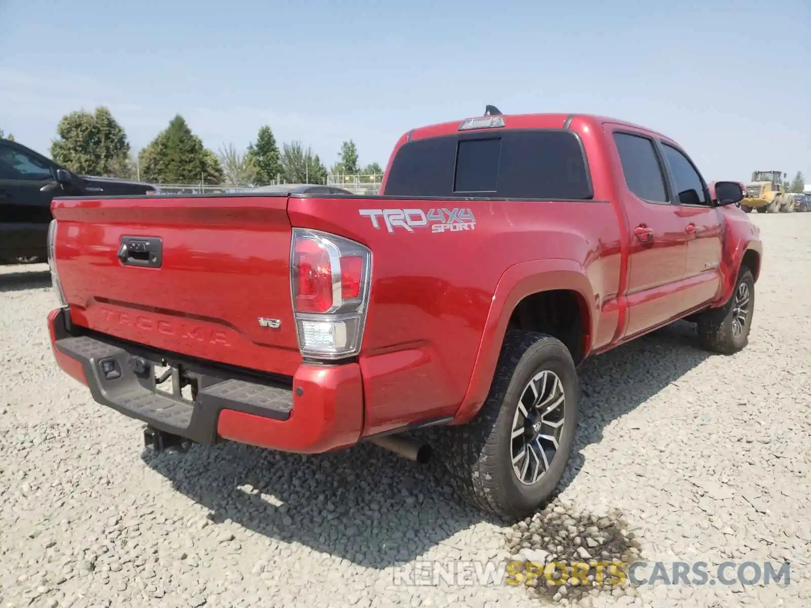 4 Photograph of a damaged car 3TMDZ5BN2LM090296 TOYOTA TACOMA 2020