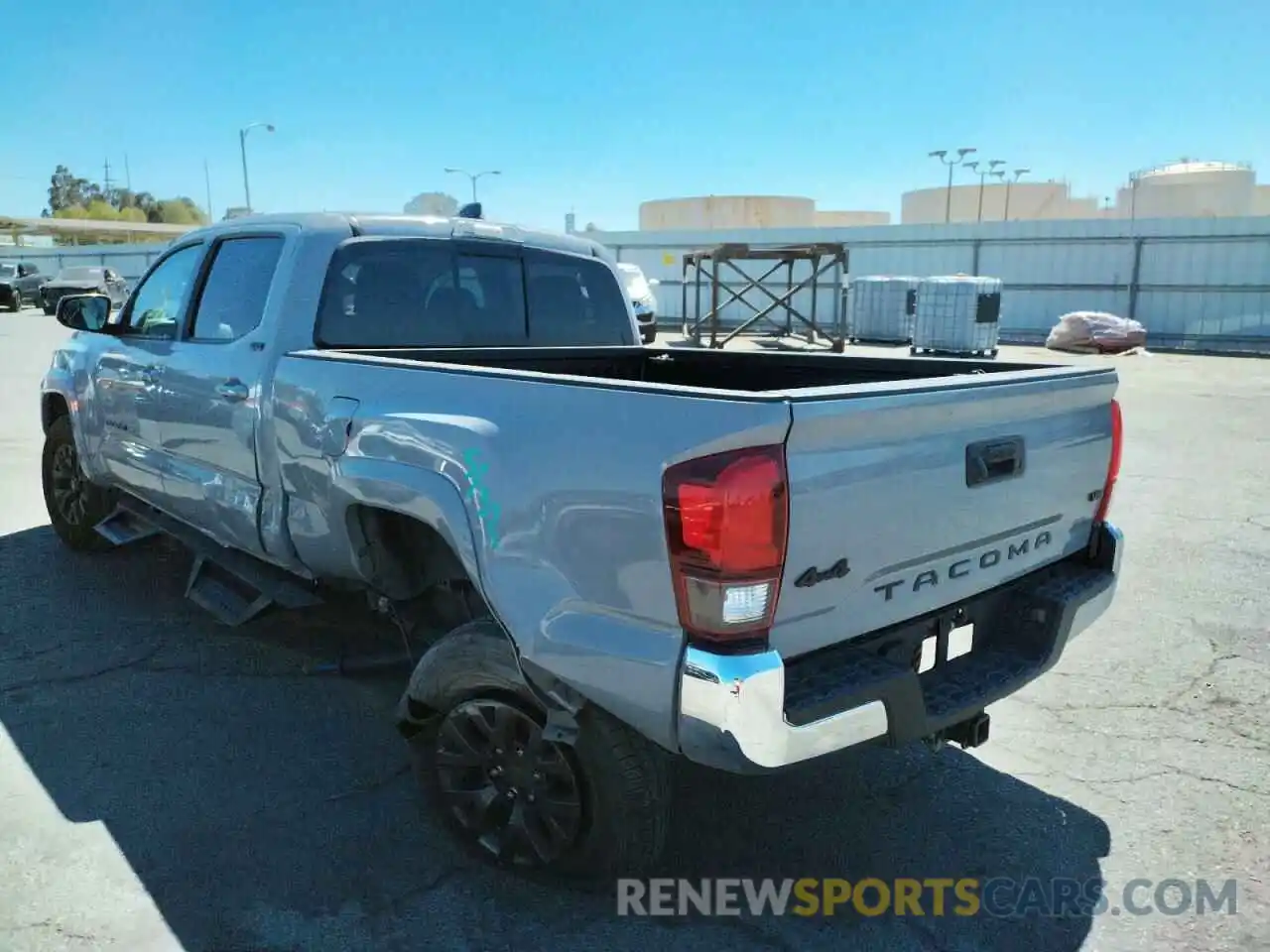 3 Photograph of a damaged car 3TMDZ5BN2LM090895 TOYOTA TACOMA 2020