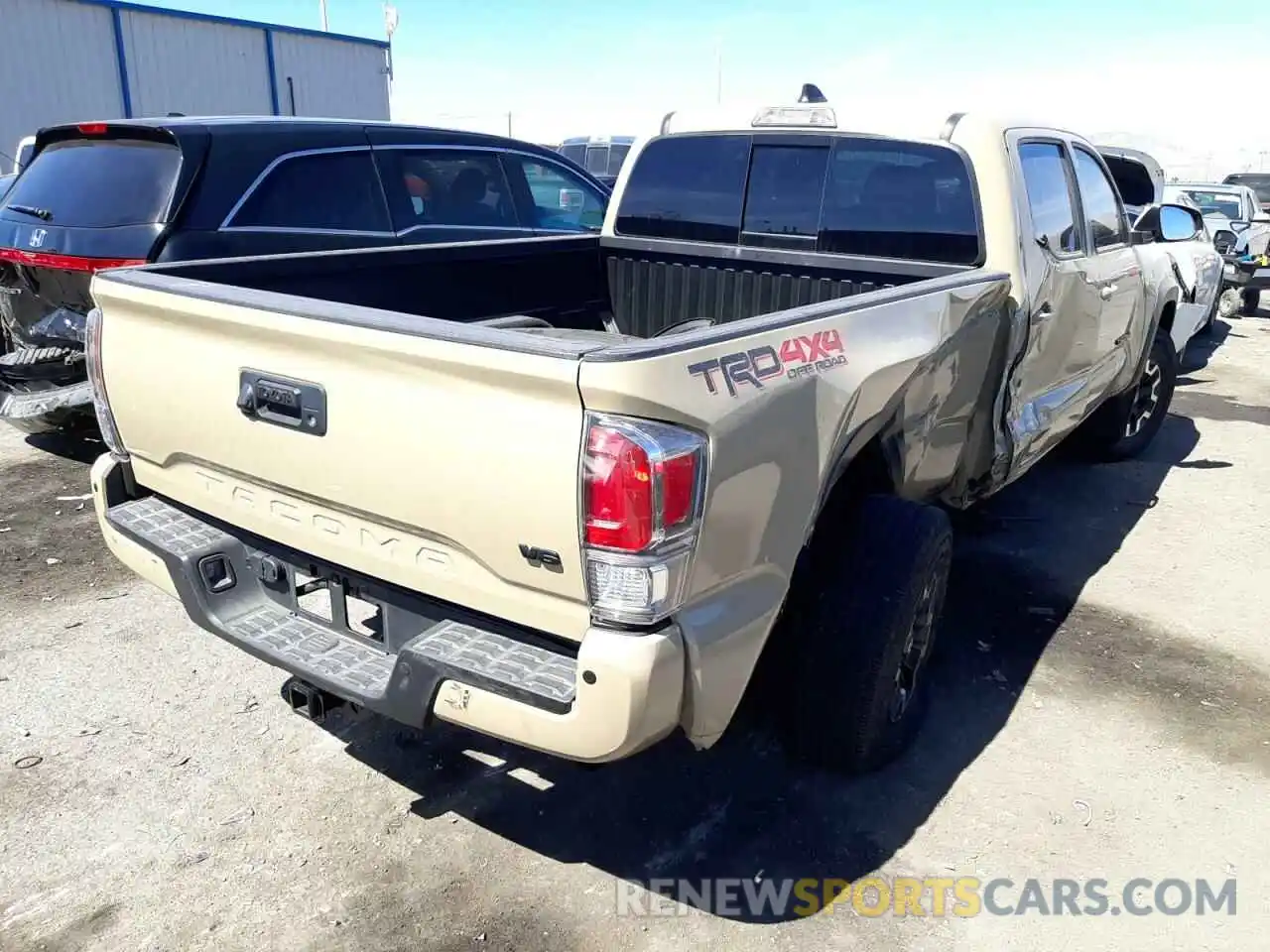 4 Photograph of a damaged car 3TMDZ5BN2LM095501 TOYOTA TACOMA 2020