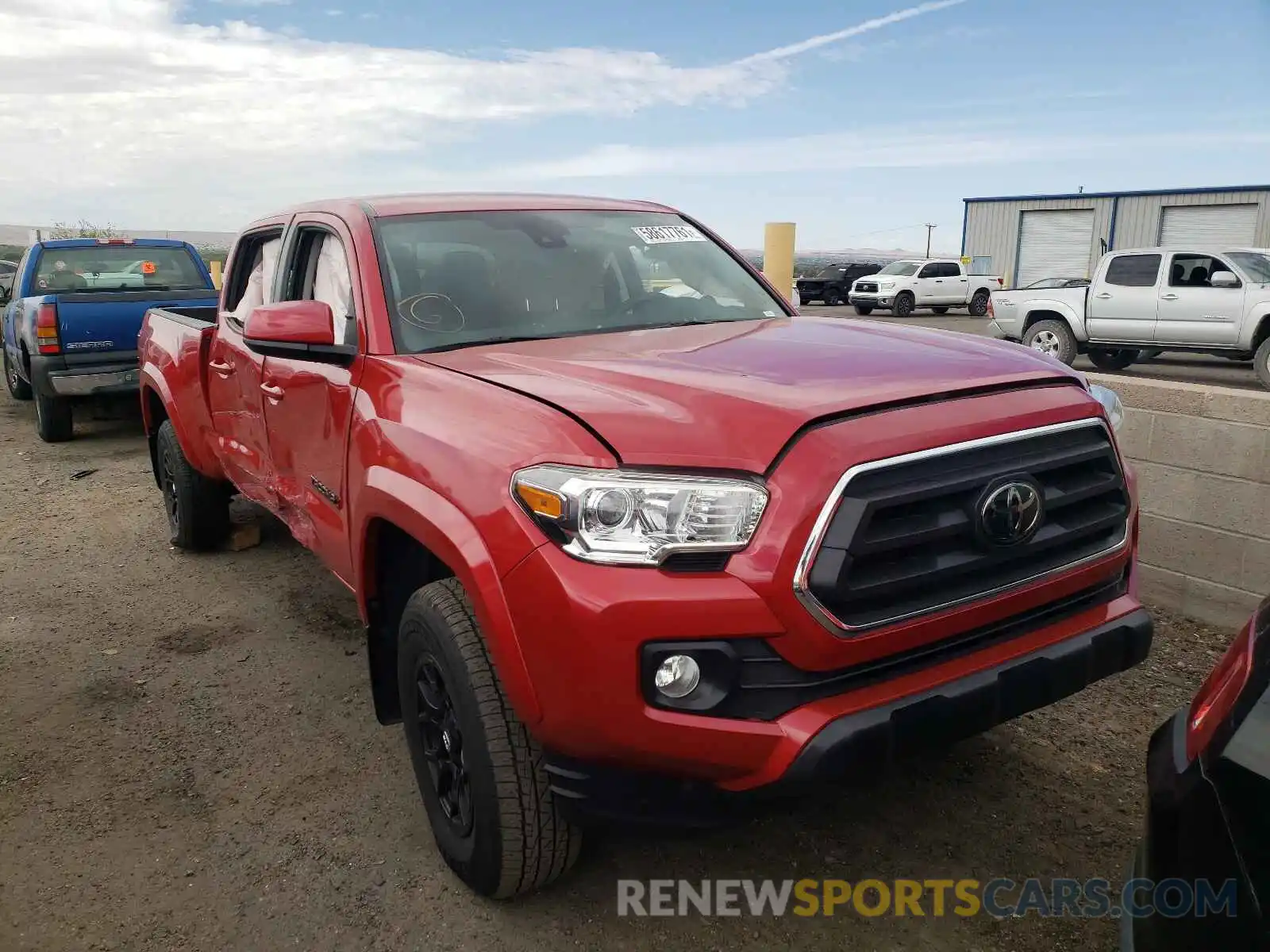 1 Photograph of a damaged car 3TMDZ5BN3LM081932 TOYOTA TACOMA 2020