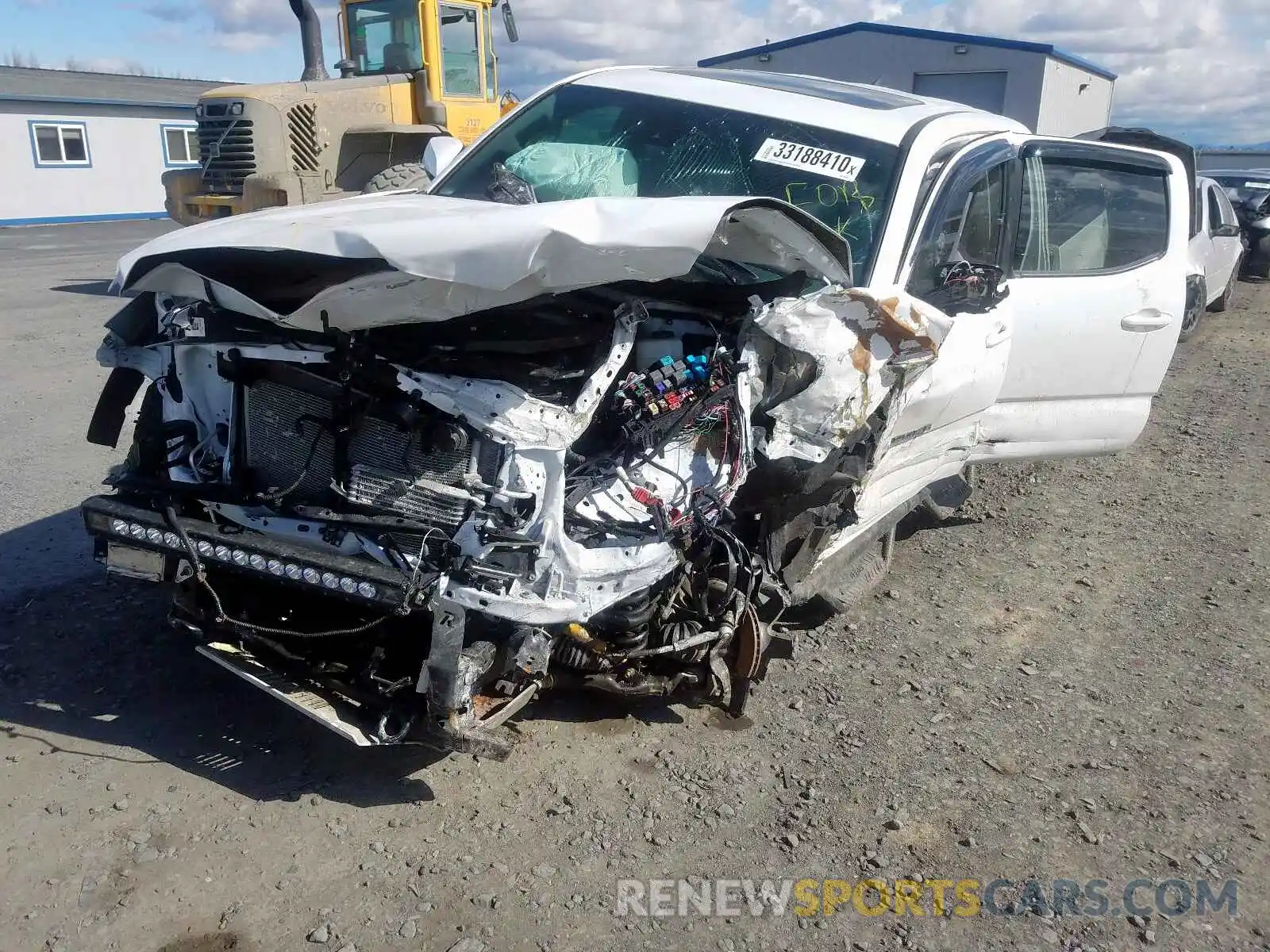 9 Photograph of a damaged car 3TMDZ5BN3LM082322 TOYOTA TACOMA 2020