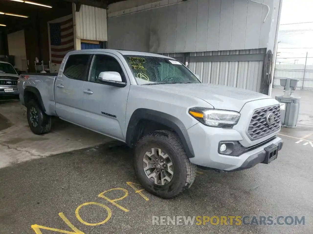 1 Photograph of a damaged car 3TMDZ5BN3LM098004 TOYOTA TACOMA 2020