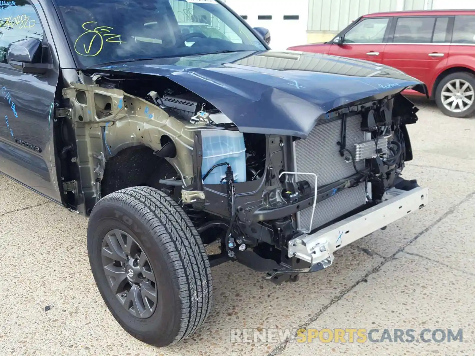 9 Photograph of a damaged car 3TMDZ5BN4LM083415 TOYOTA TACOMA 2020