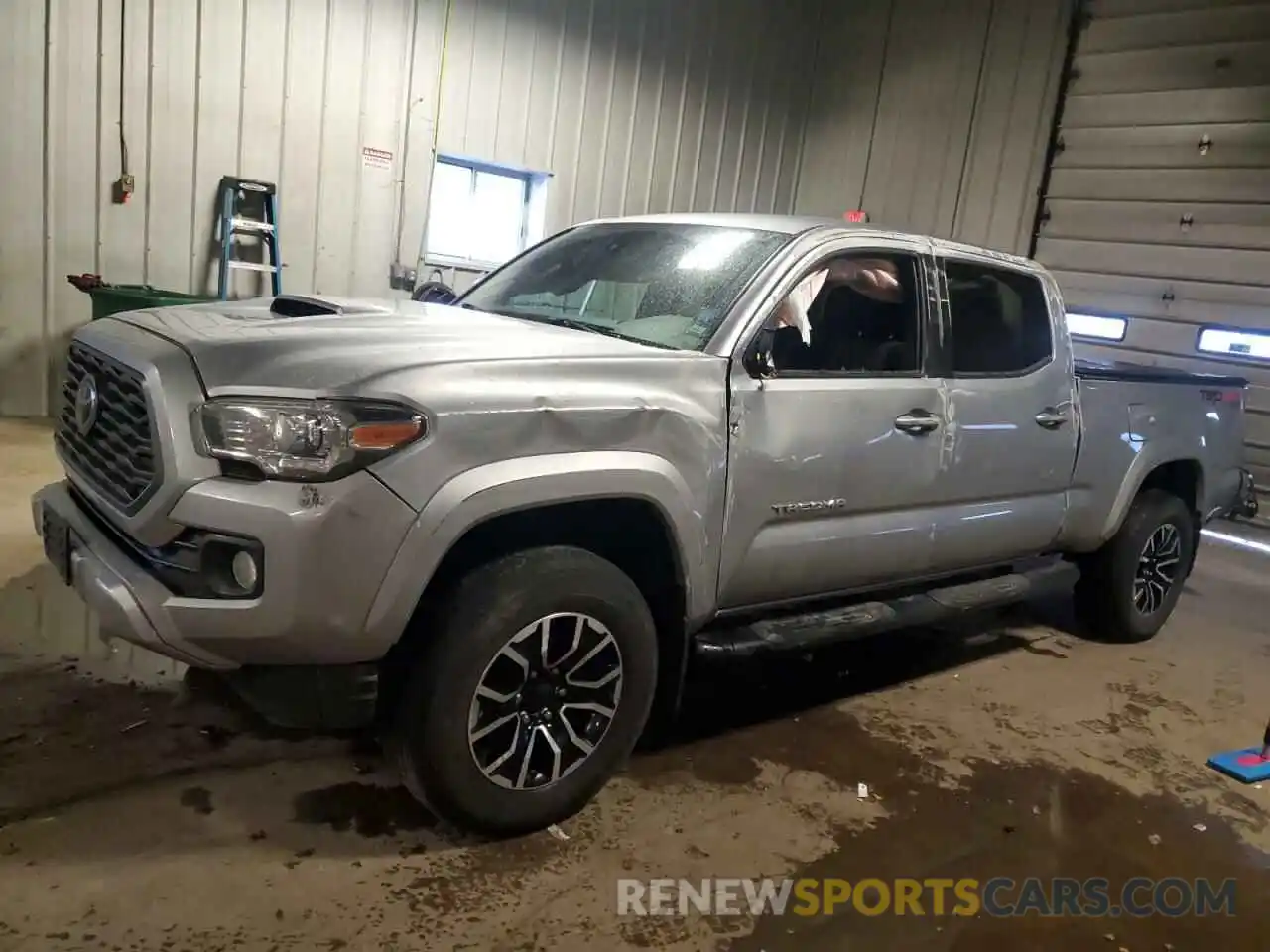 1 Photograph of a damaged car 3TMDZ5BN4LM083690 TOYOTA TACOMA 2020