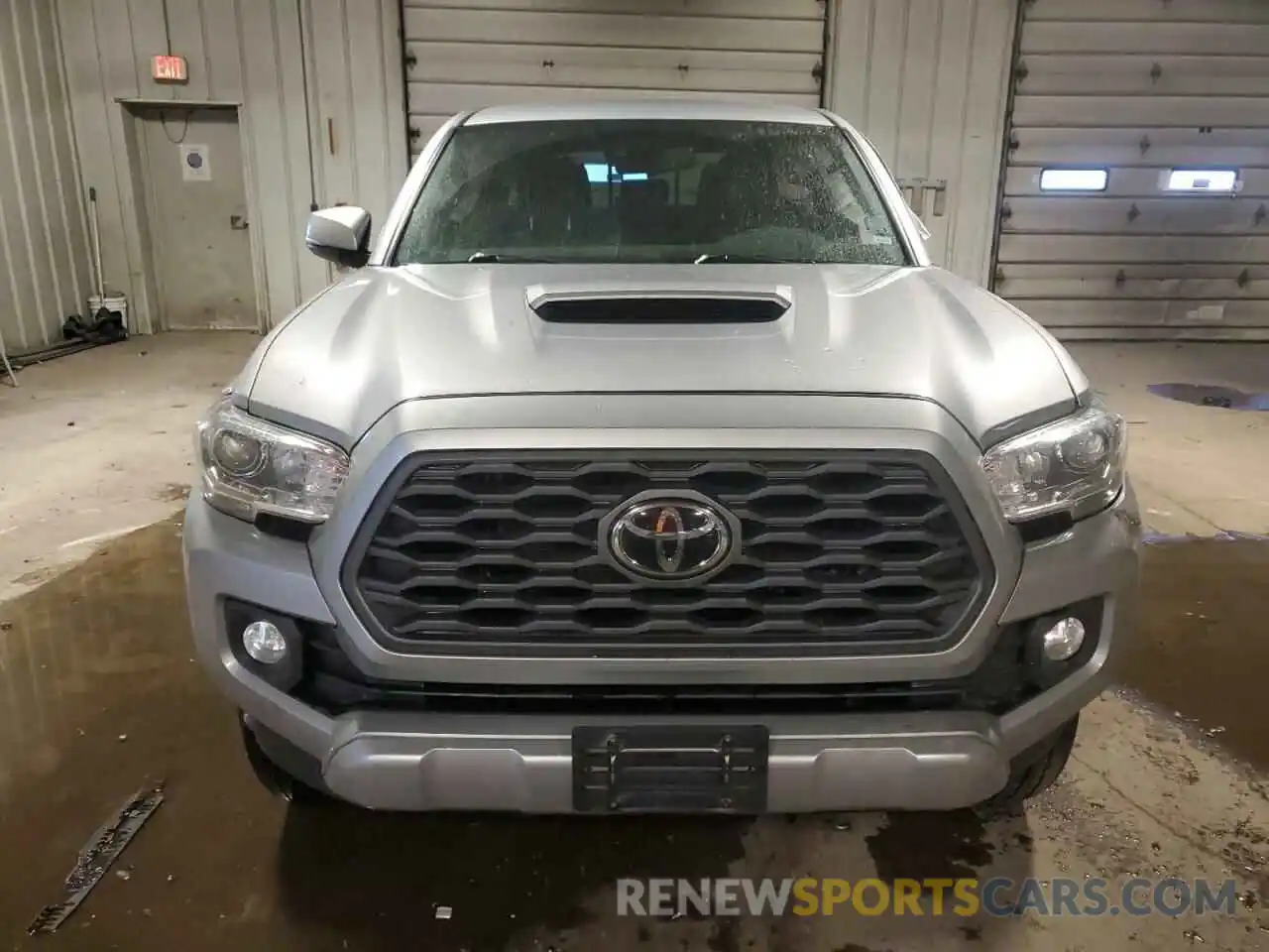 5 Photograph of a damaged car 3TMDZ5BN4LM083690 TOYOTA TACOMA 2020