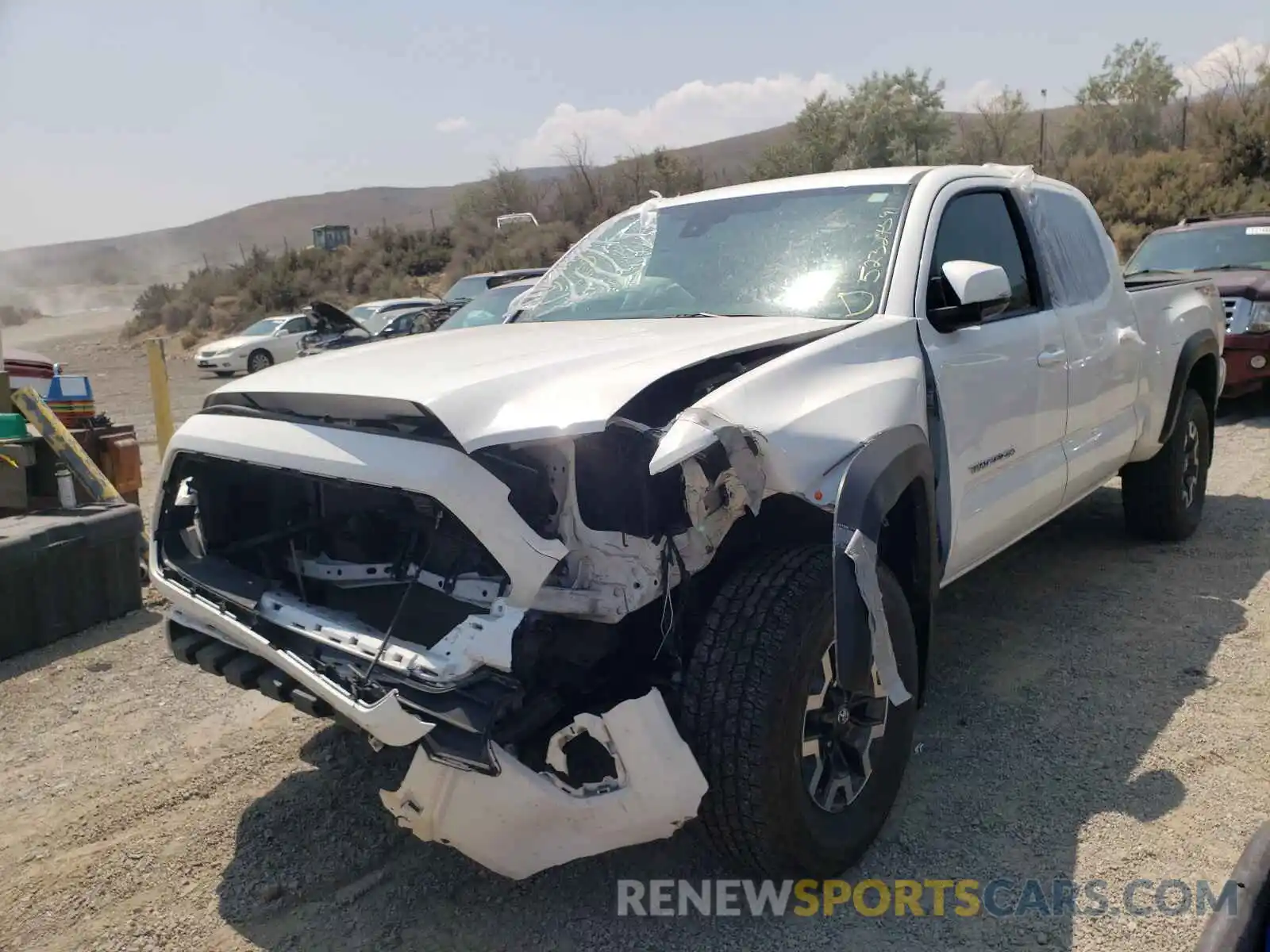 2 Photograph of a damaged car 3TMDZ5BN4LM086007 TOYOTA TACOMA 2020