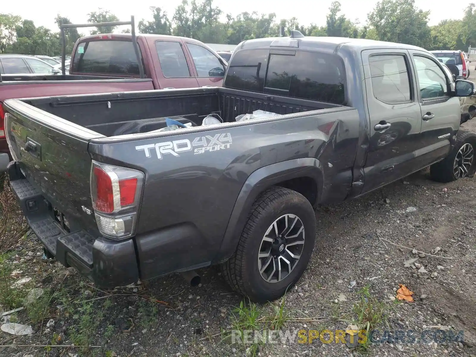 4 Photograph of a damaged car 3TMDZ5BN4LM088517 TOYOTA TACOMA 2020