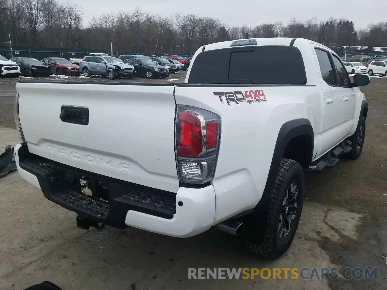 4 Photograph of a damaged car 3TMDZ5BN4LM091868 TOYOTA TACOMA 2020