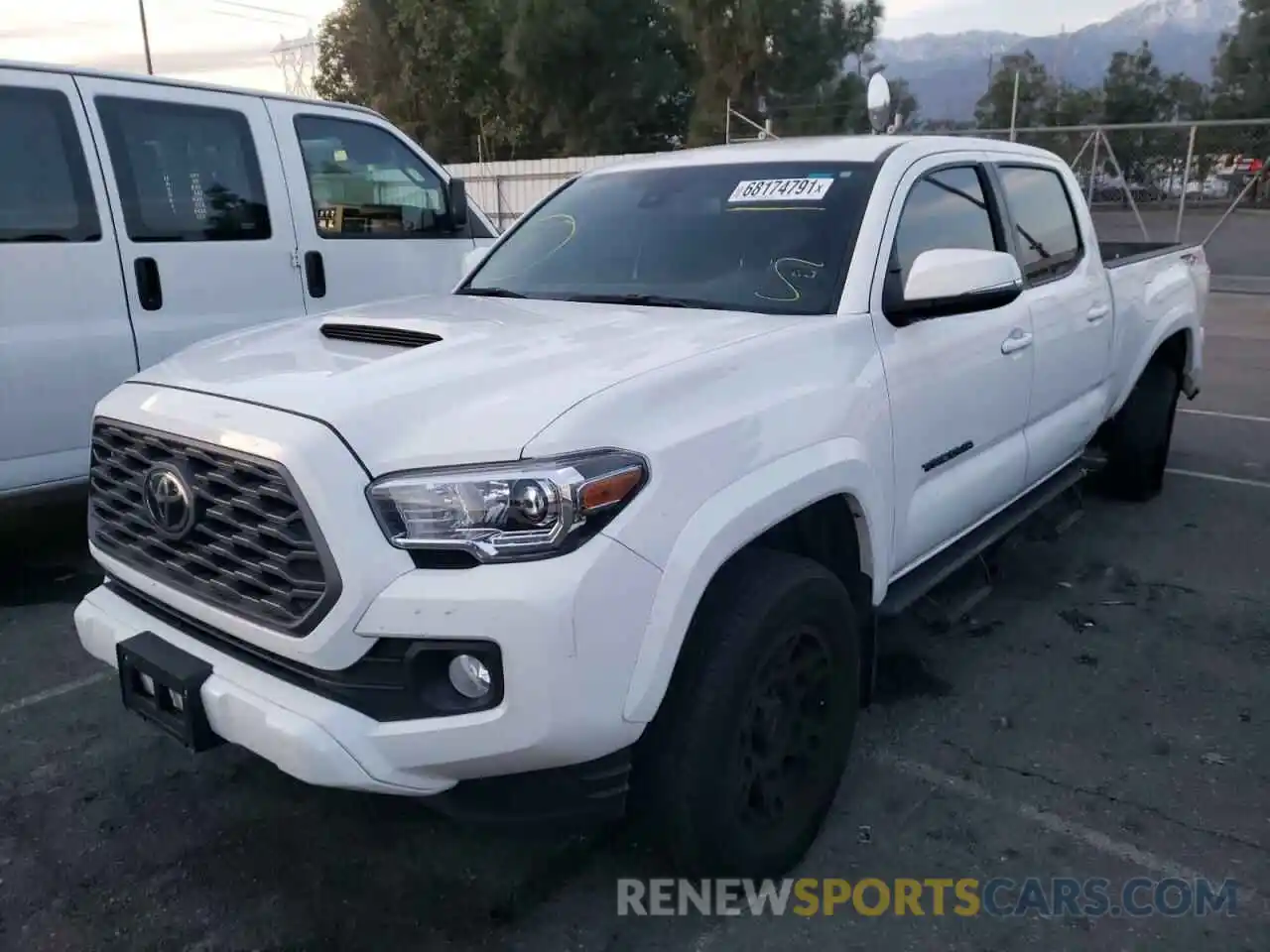 2 Photograph of a damaged car 3TMDZ5BN4LM093183 TOYOTA TACOMA 2020