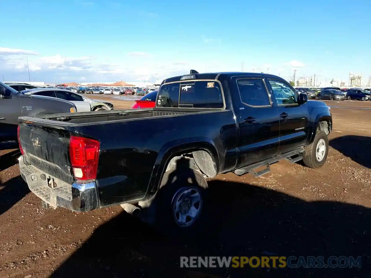 4 Photograph of a damaged car 3TMDZ5BN4LM095256 TOYOTA TACOMA 2020