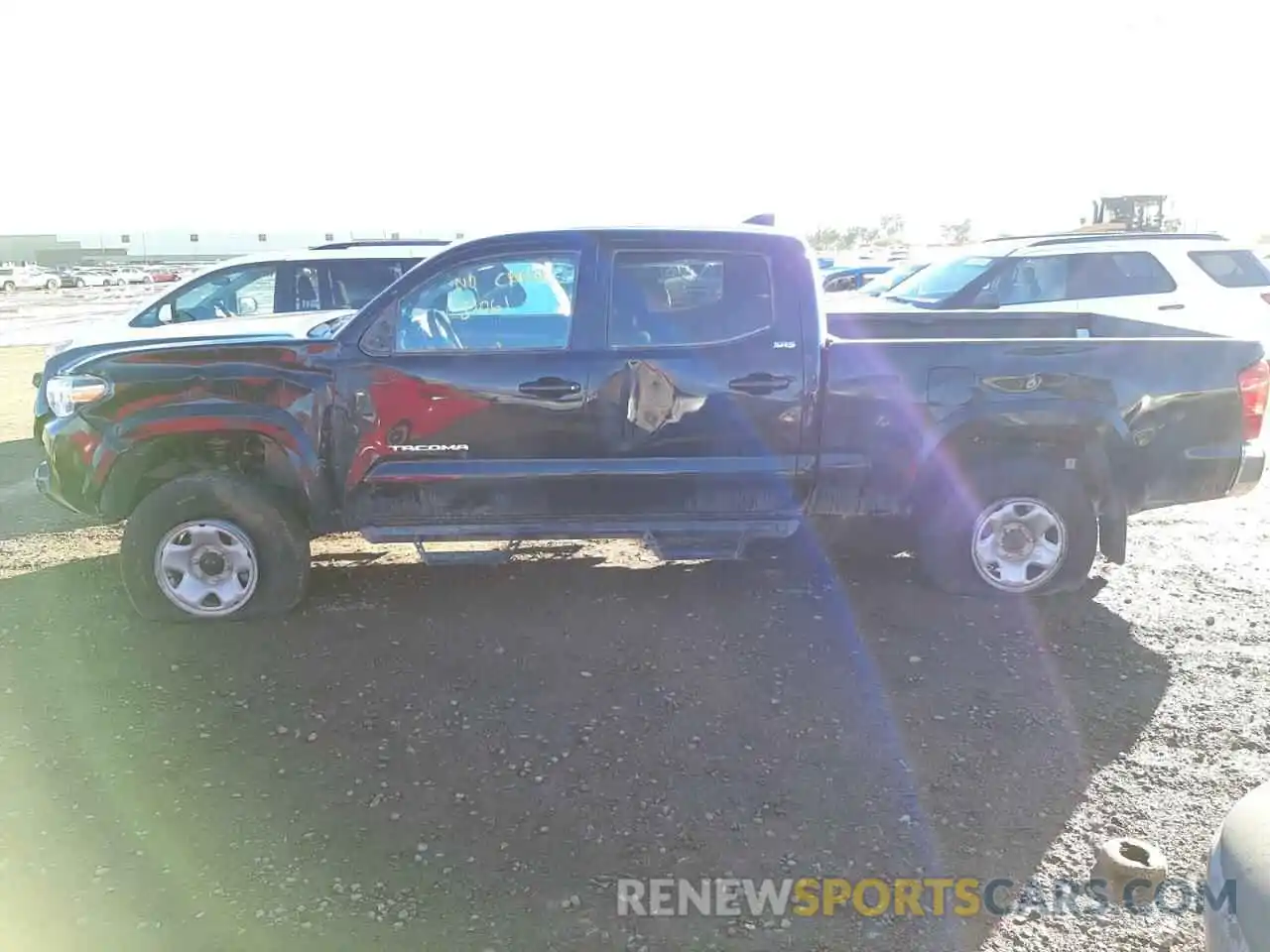 9 Photograph of a damaged car 3TMDZ5BN4LM095256 TOYOTA TACOMA 2020