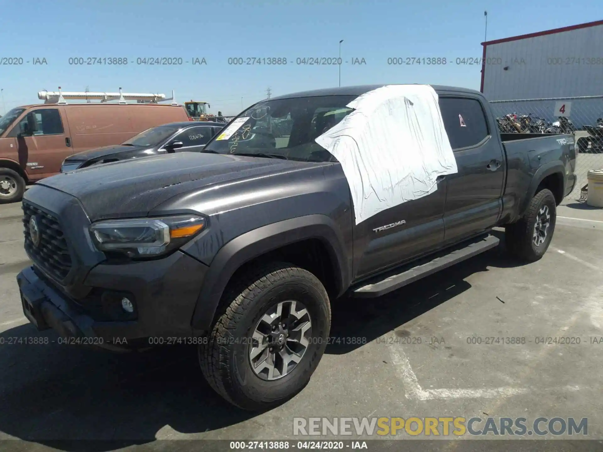 2 Photograph of a damaged car 3TMDZ5BN5LM080717 TOYOTA TACOMA 2020