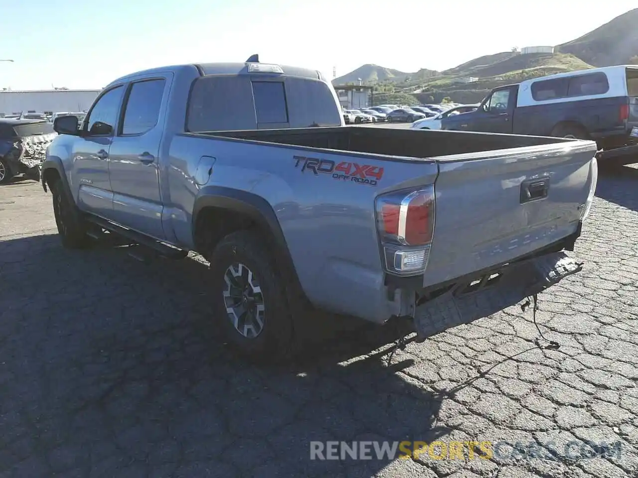 3 Photograph of a damaged car 3TMDZ5BN5LM080765 TOYOTA TACOMA 2020