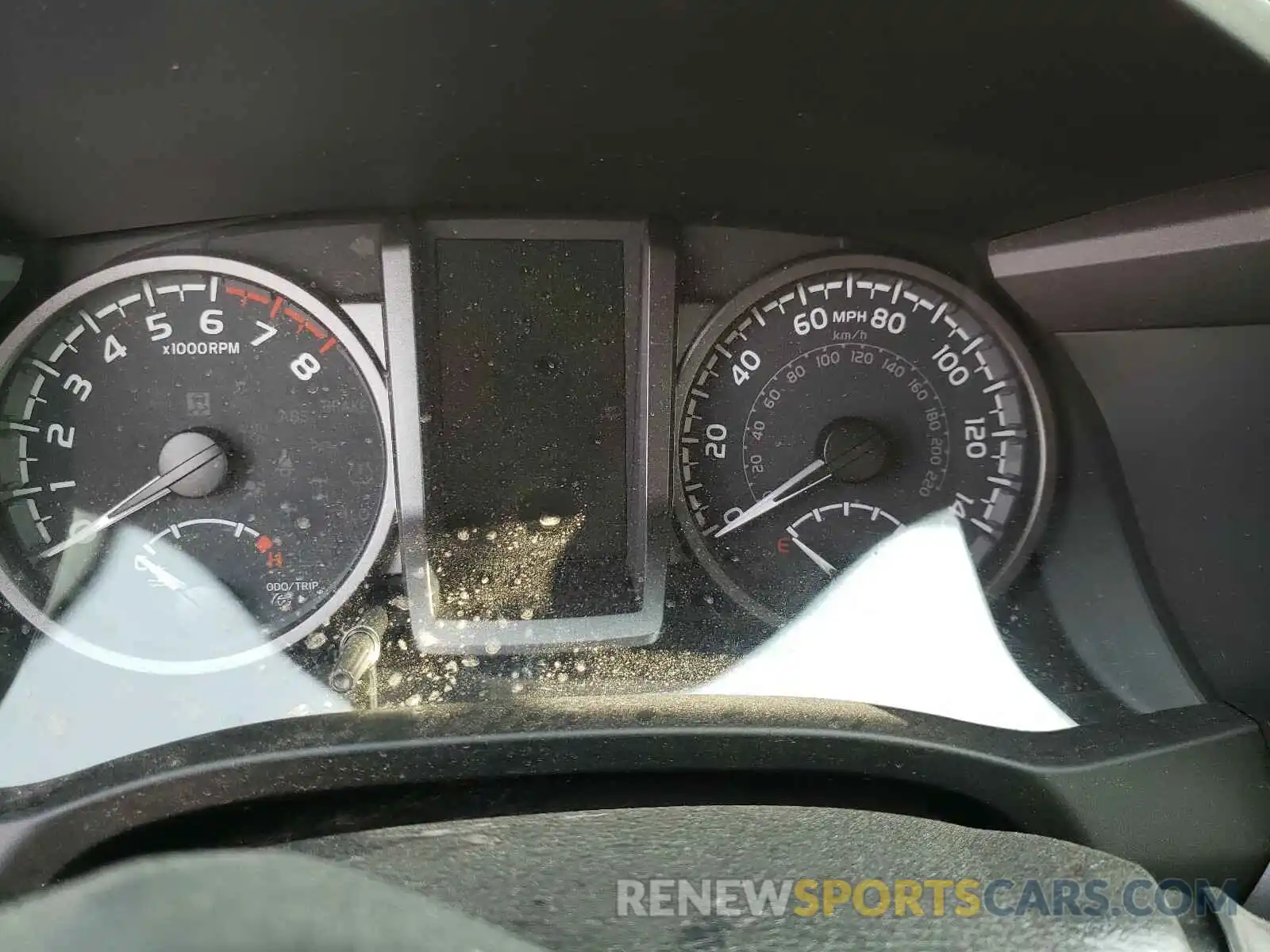 8 Photograph of a damaged car 3TMDZ5BN5LM084752 TOYOTA TACOMA 2020